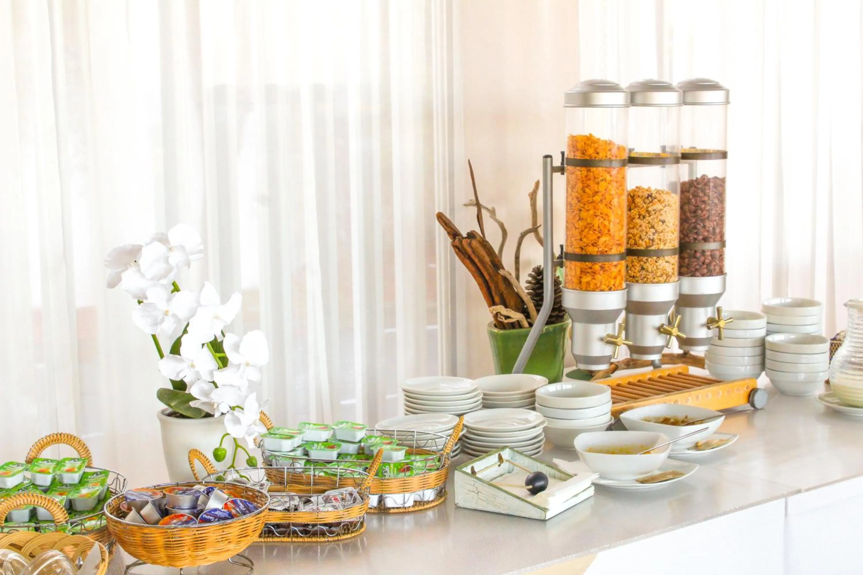 Buffet breakfast in Hotel Roc E Mare