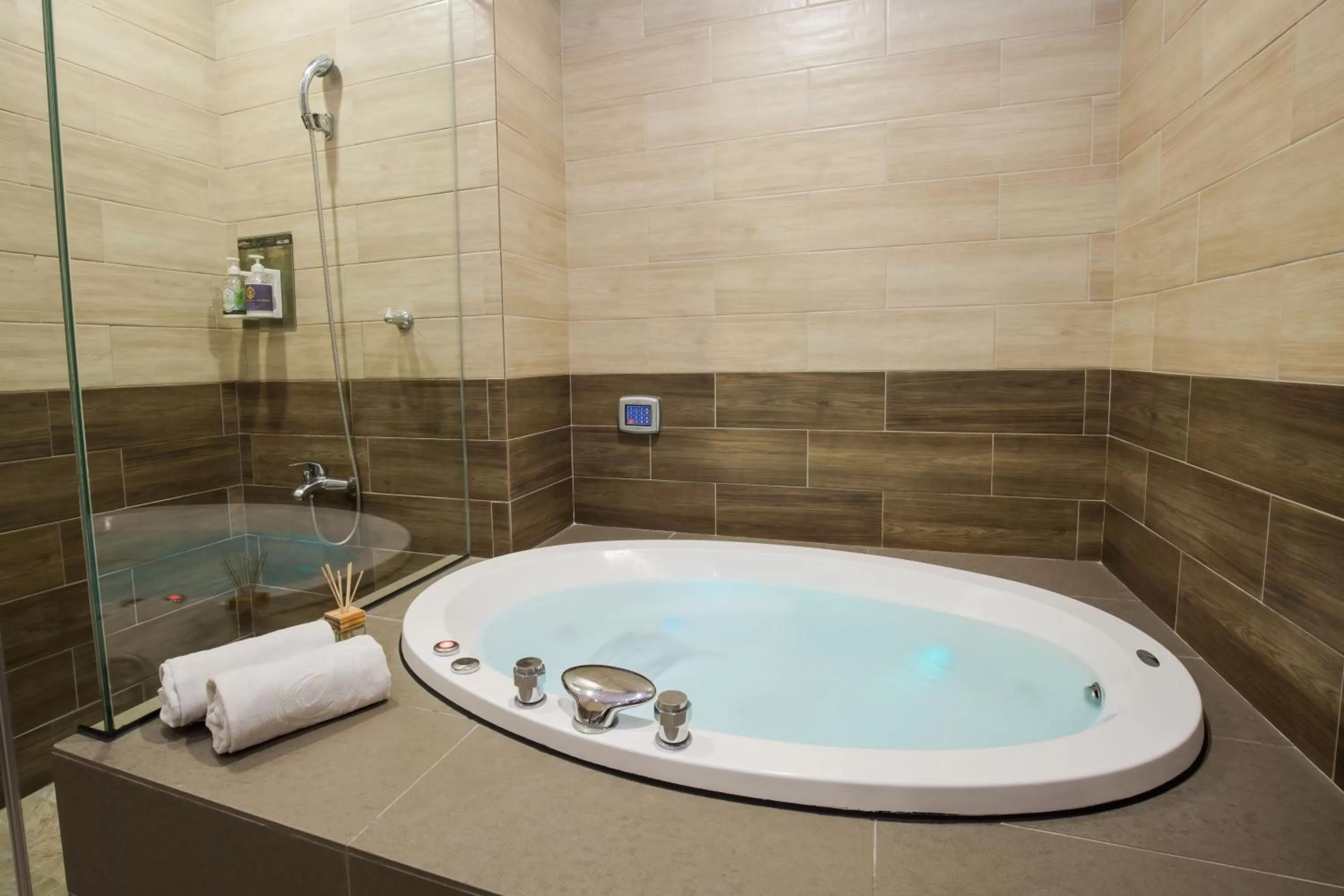 Bathroom in Duo Romance Hotel