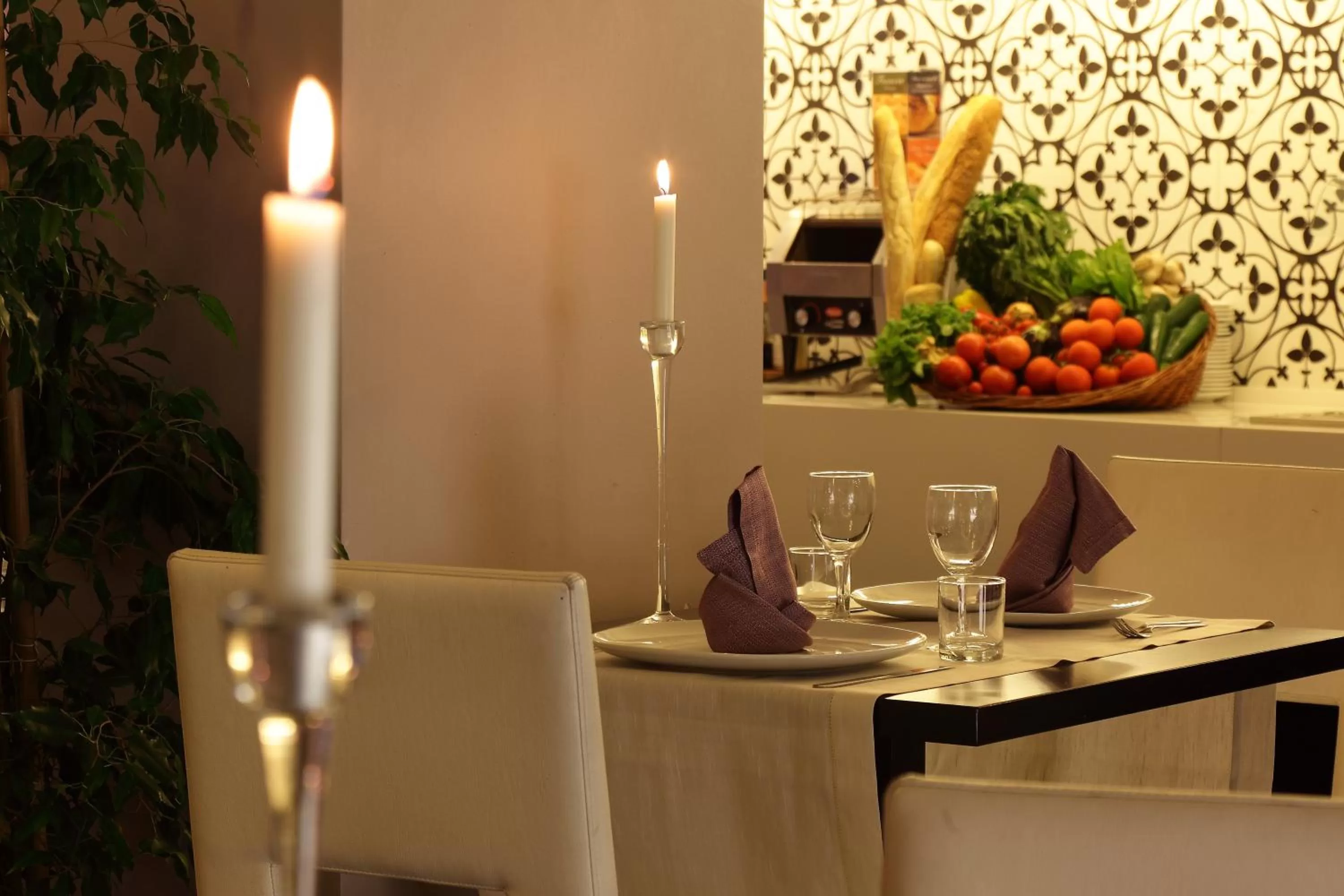 Restaurant/places to eat in Holiday Inn Genoa City by IHG