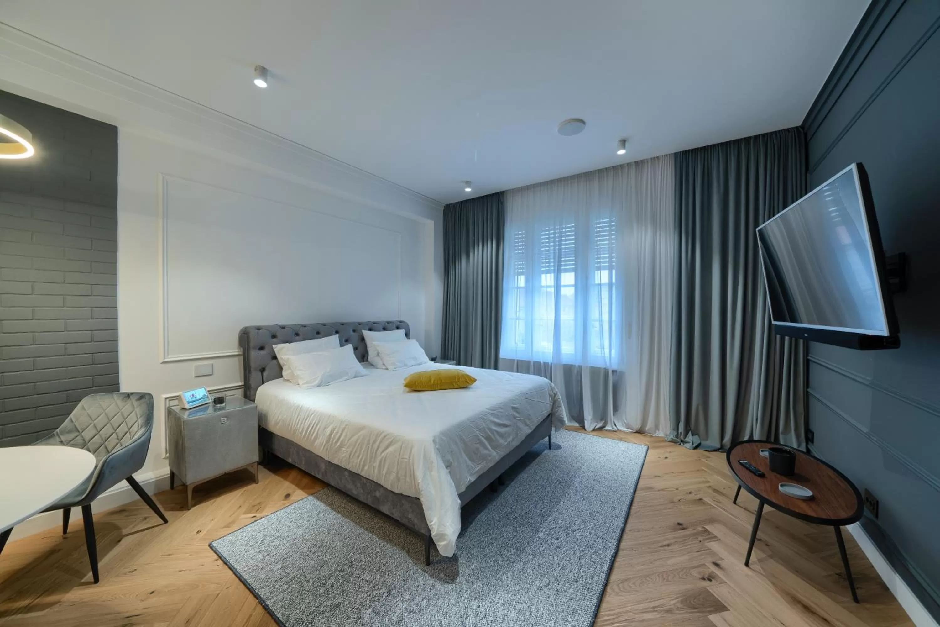 Photo of the whole room, Bed in Elysium Residence