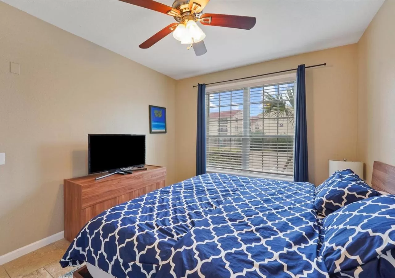 Bedroom, Bed in The Dawn on Galveston Beach