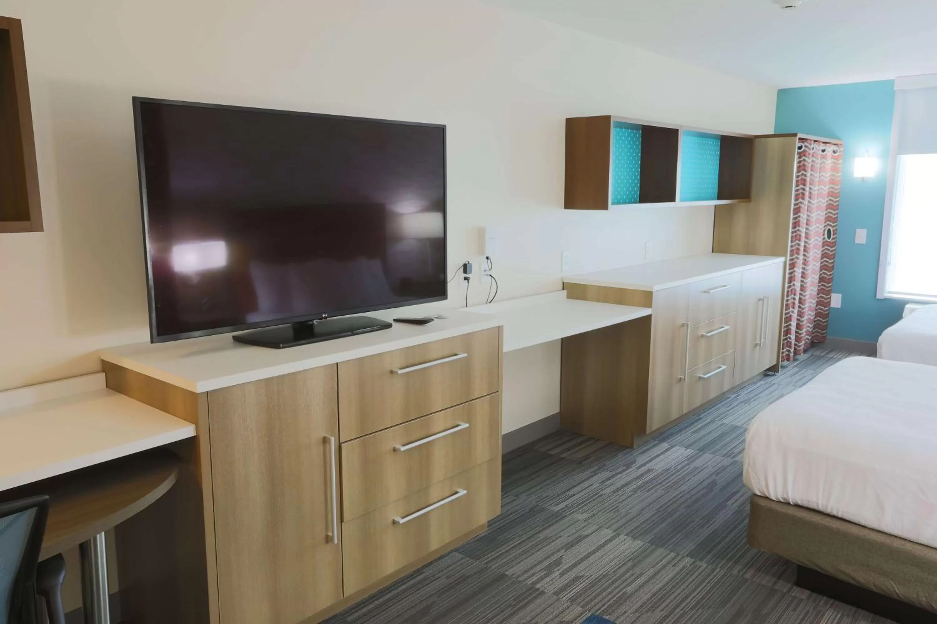 Bed in Home2 Suites By Hilton Cumming Atlanta, Ga