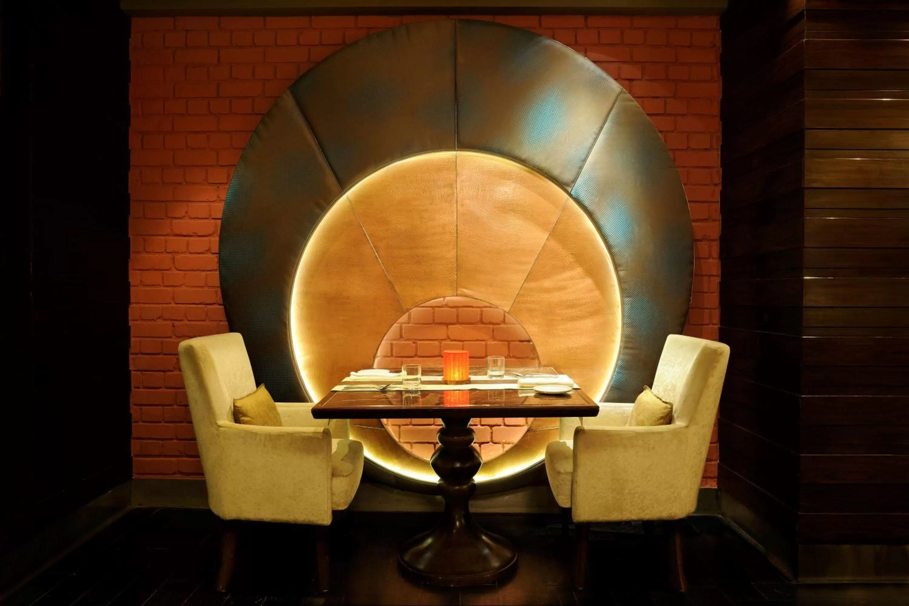 Restaurant/places to eat in Hilton Chennai