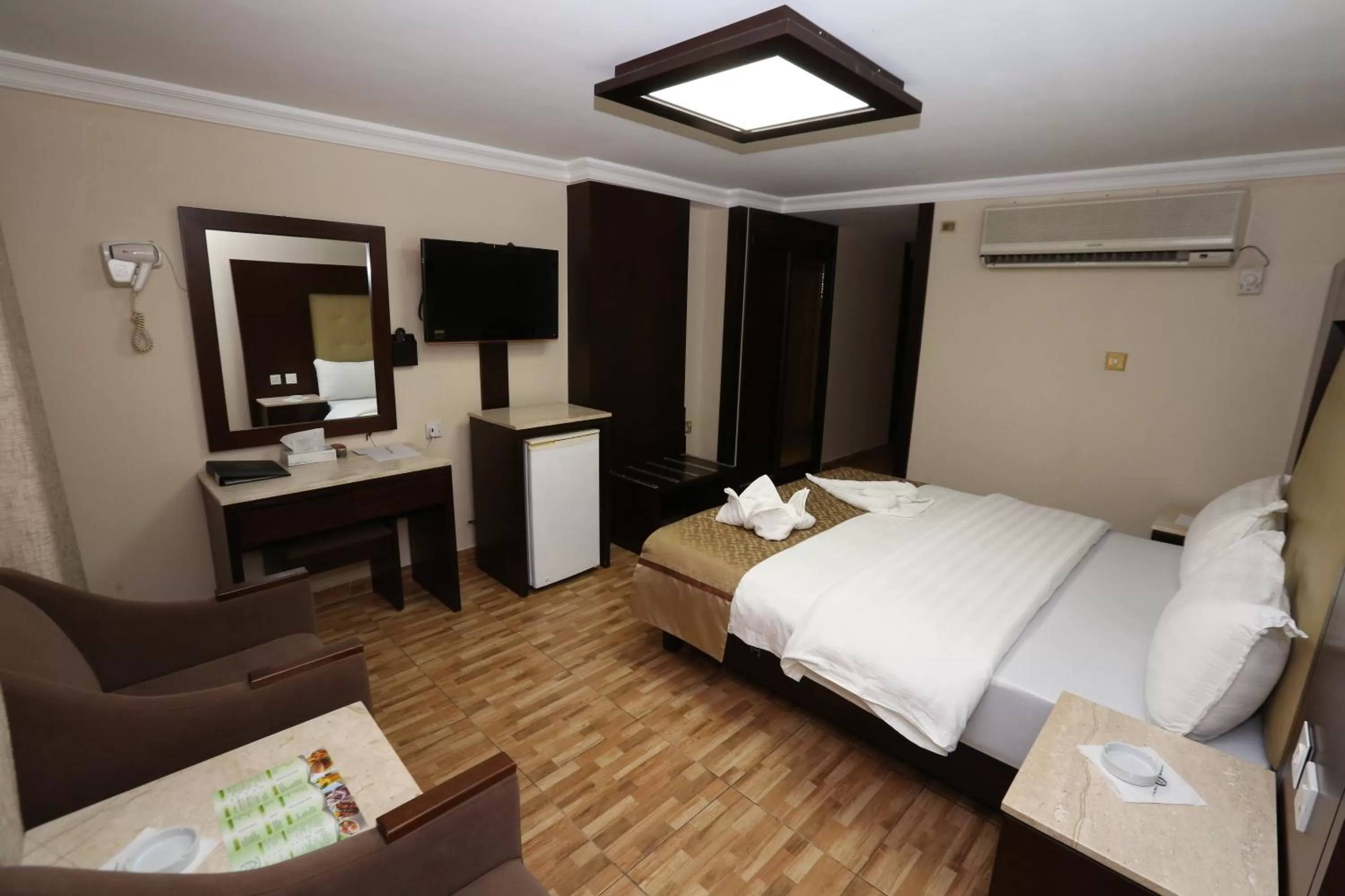 Bed in Al Zaitouna Hotel