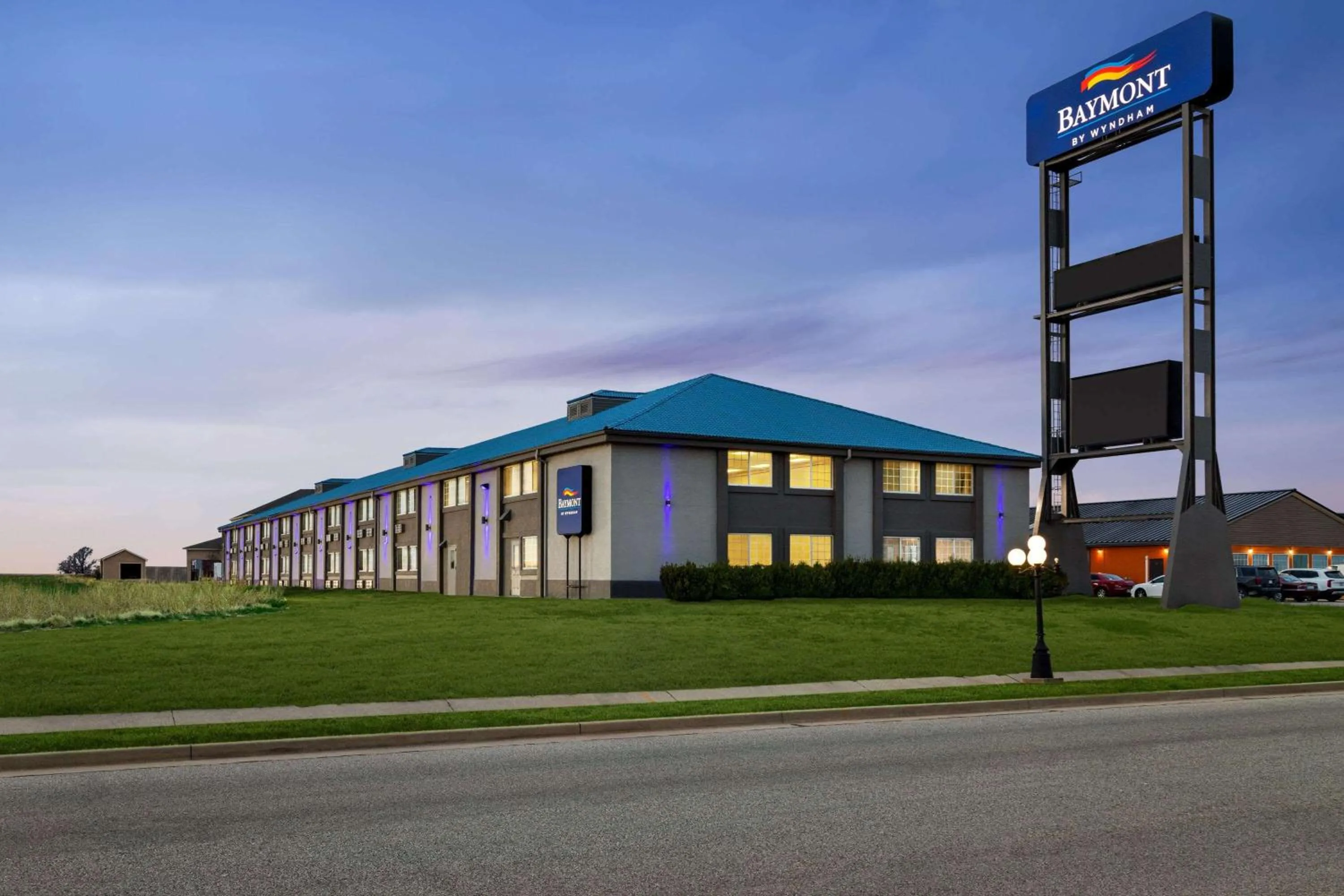 Property building in Baymont by Wyndham Blackwell I-35