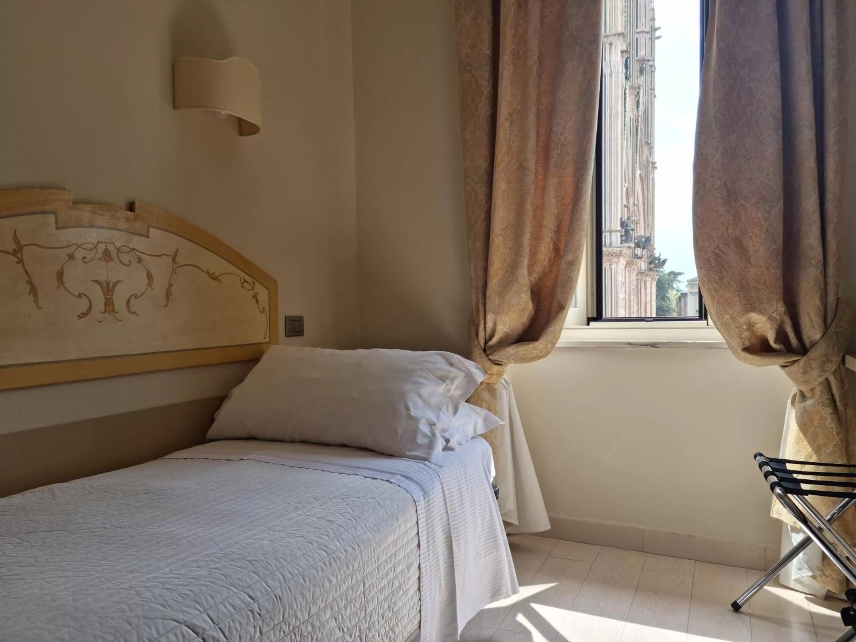 Bed in Hotel Virgilio