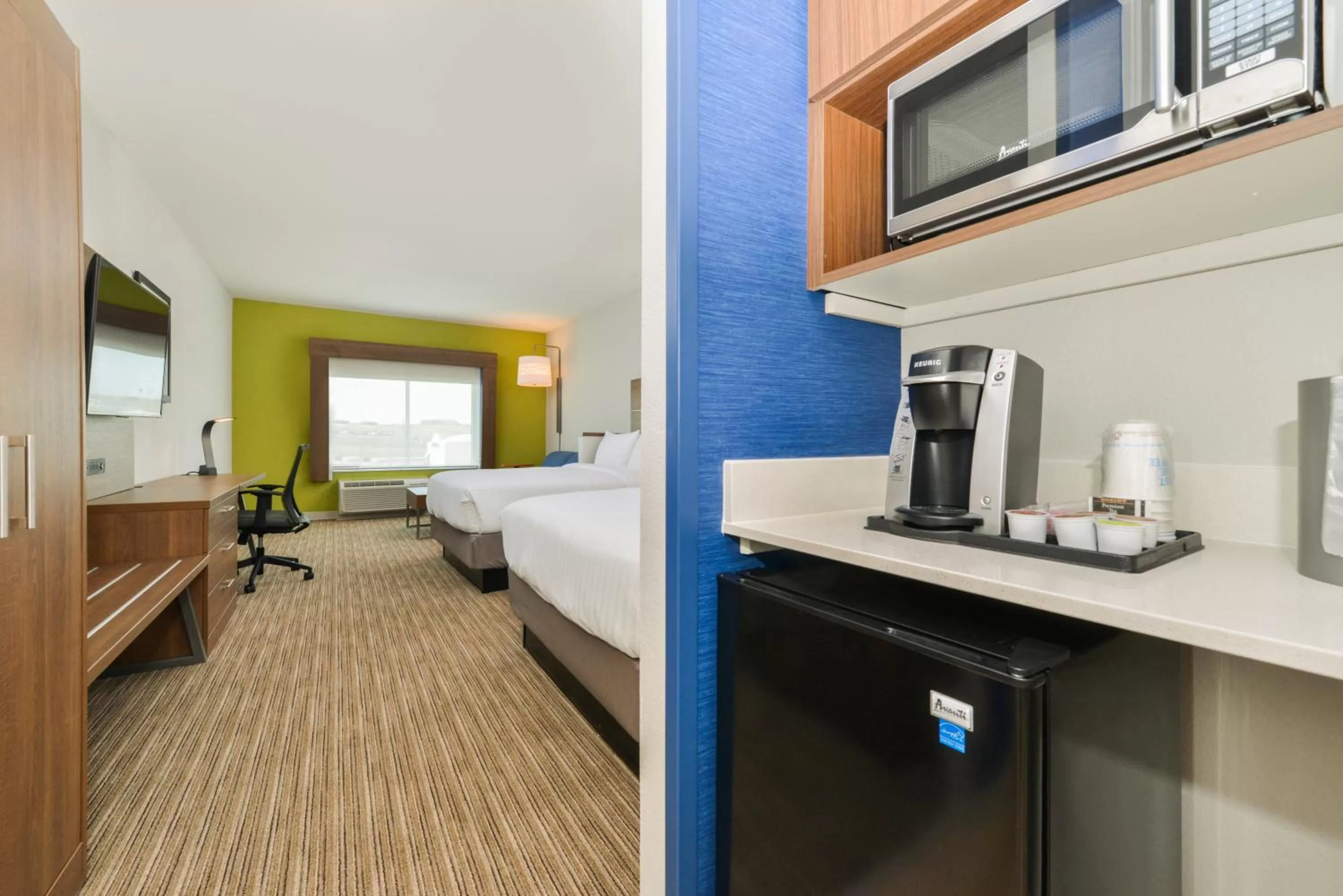 Photo of the whole room, Bed in Holiday Inn Express & Suites - Chadron by IHG
