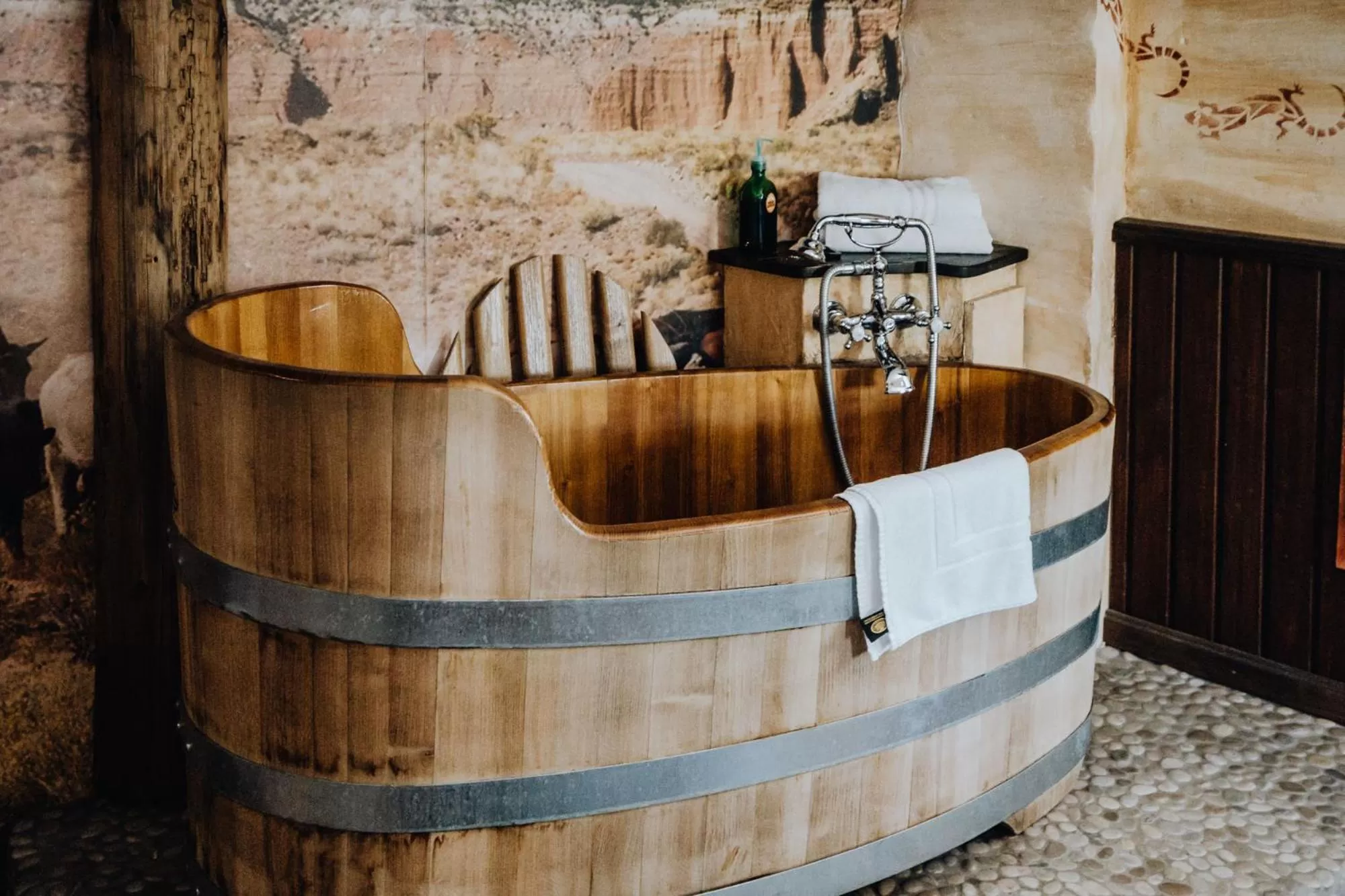 Bath in Road Stop Dortmund