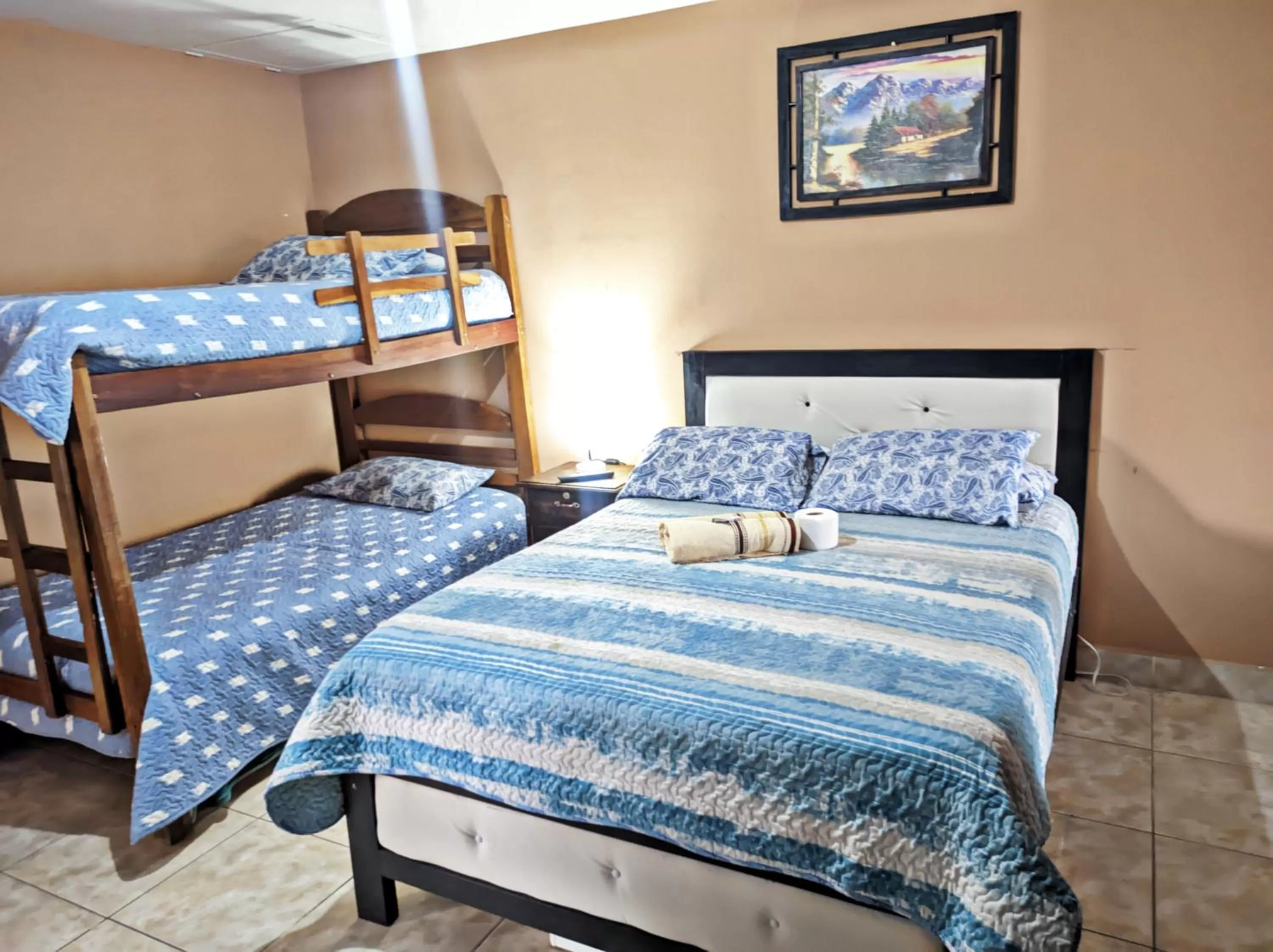 Bed in Residencial Moroni - Alojamiento en Cochabamba