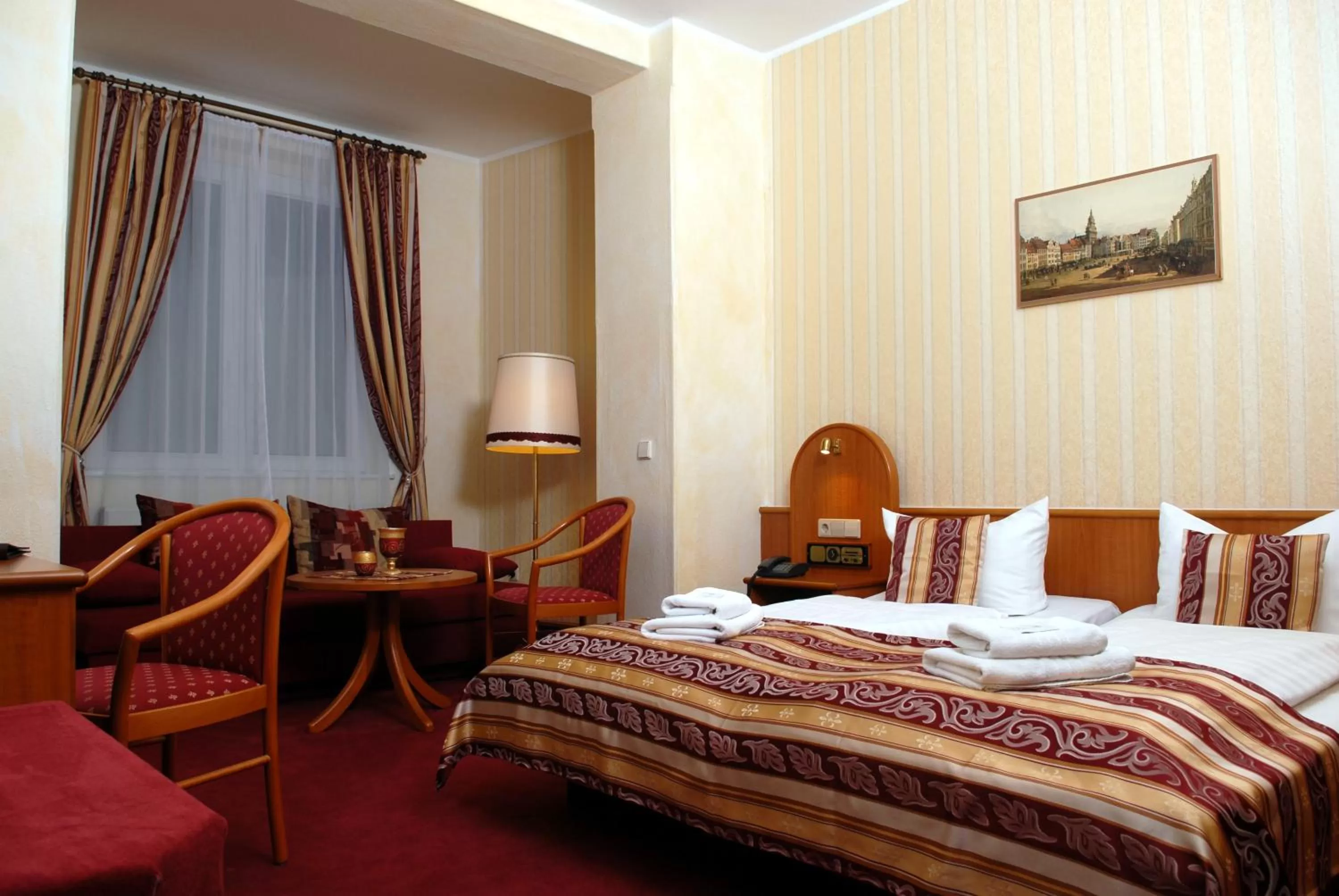 Photo of the whole room, Bed in Hotel Schwarzer Bär