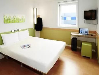 Day, Bed in ibis budget Nancy Porte Sud