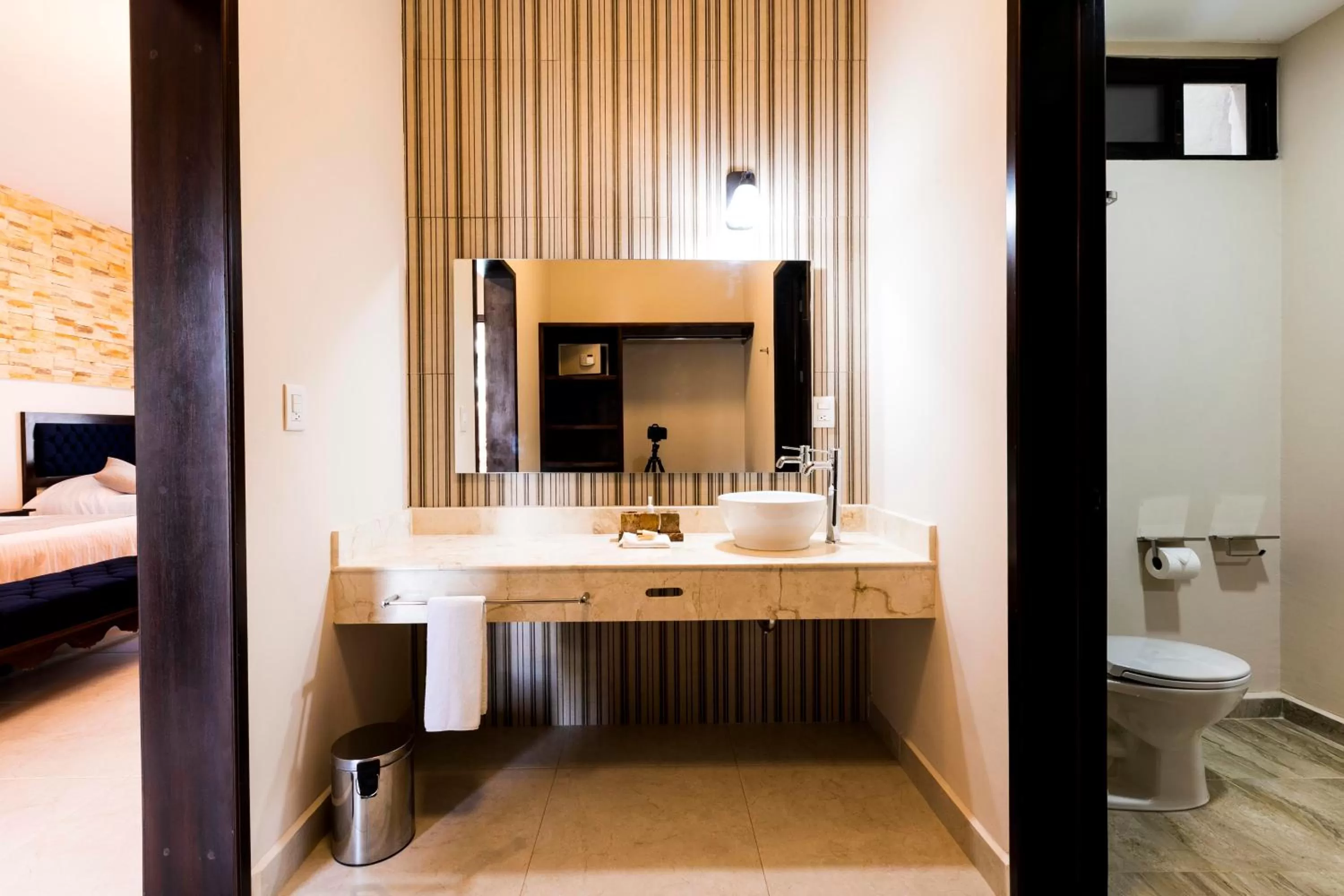 Bathroom, Bed in Hotel Los Frailes, Valladolid, Yucatán