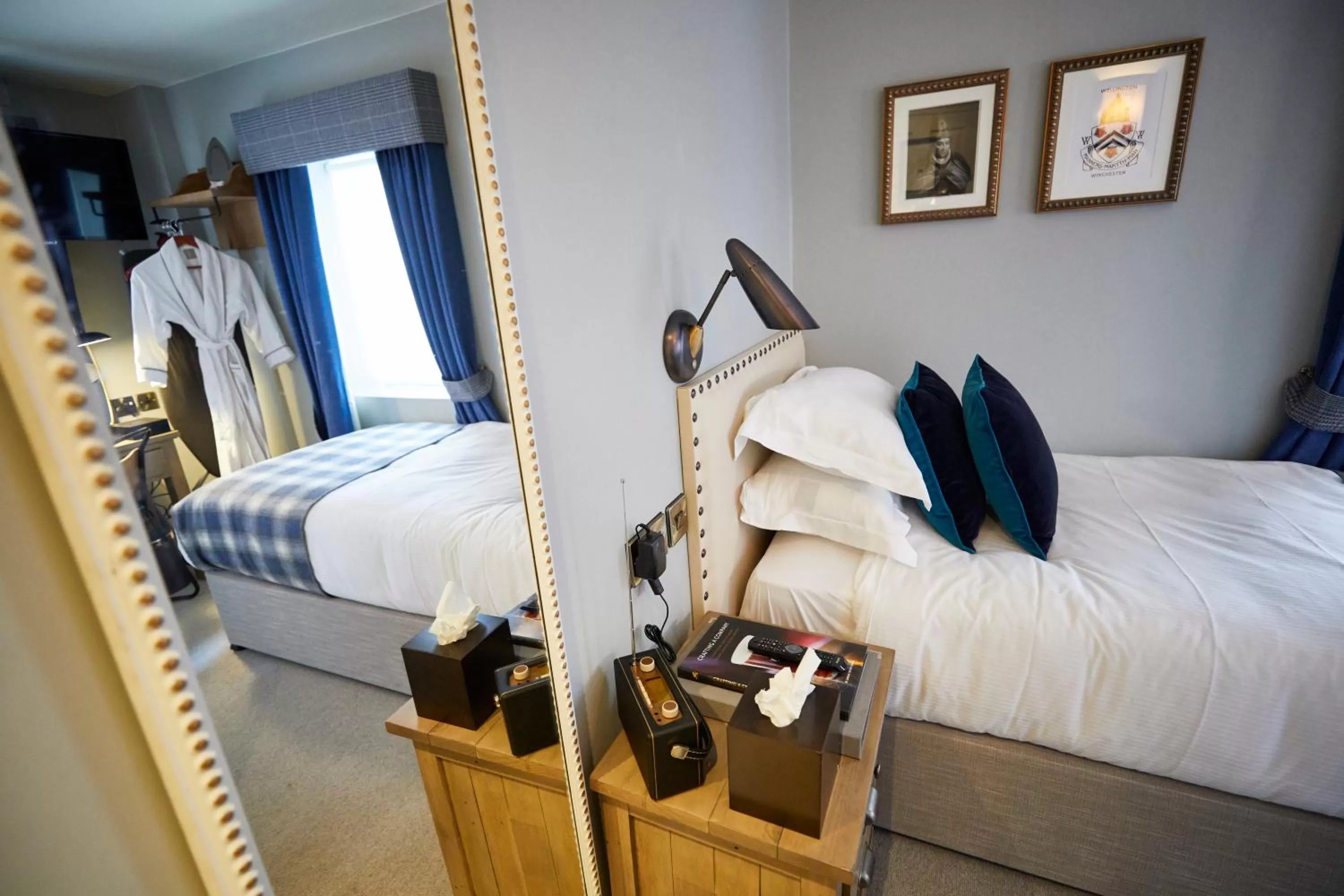 Decorative detail, Bed in Wykeham Arms