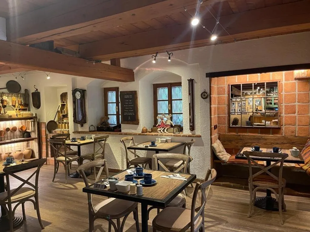 Romantik Hotel U Raka