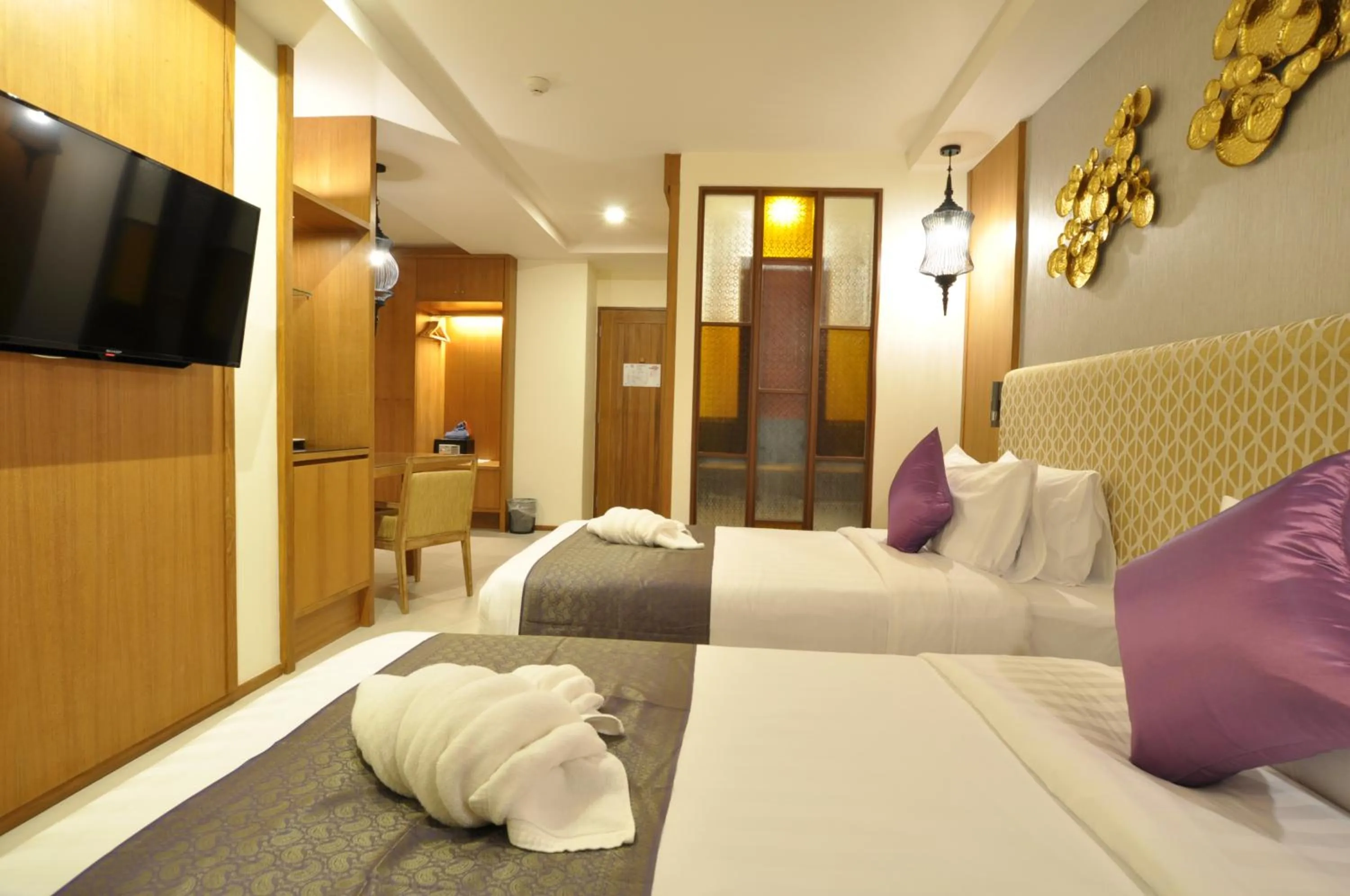 Bedroom, Bed in The Signature Hotel @ Thapae