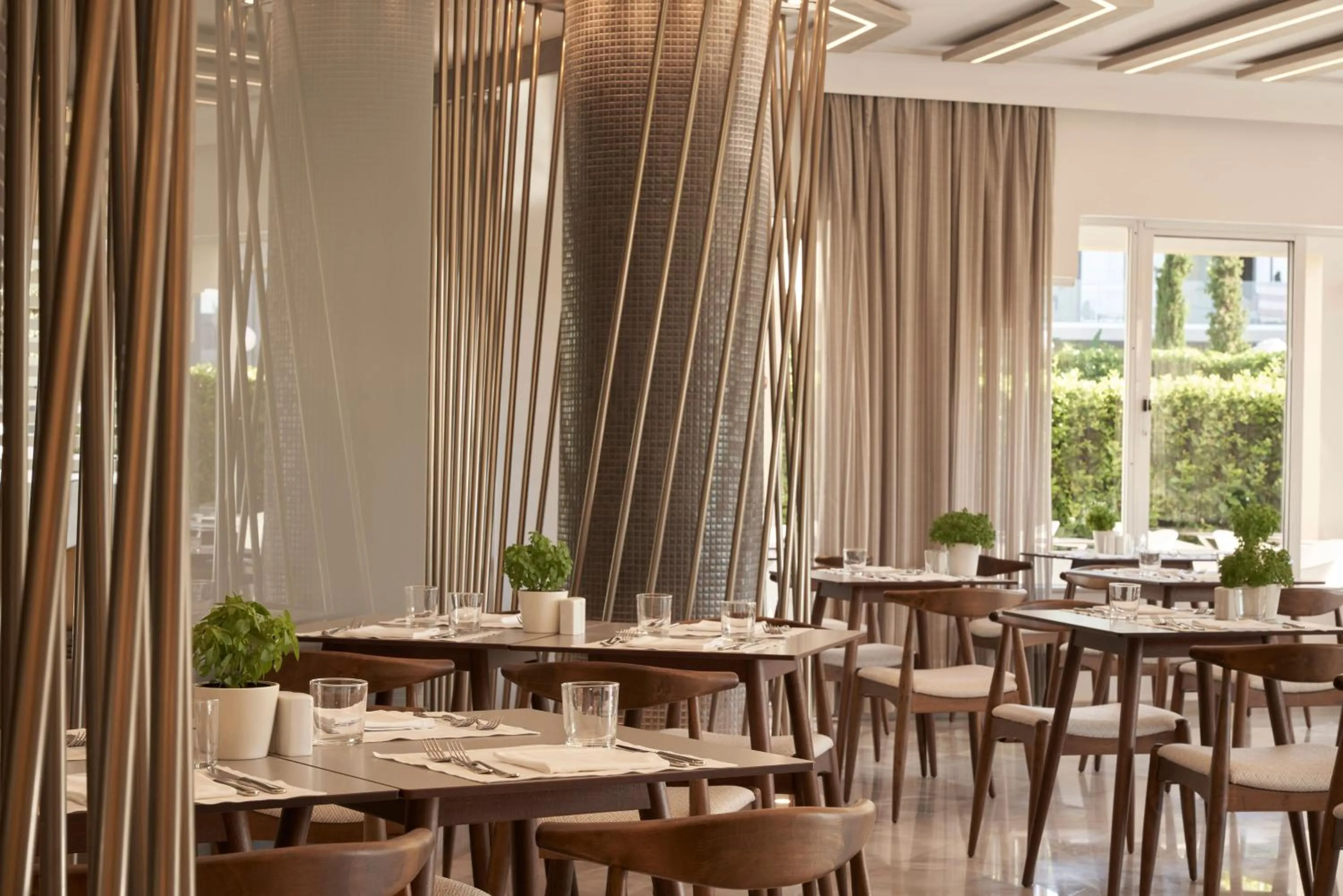 Restaurant/places to eat in Atlantica Amalthia Beach Hotel - Adults Only