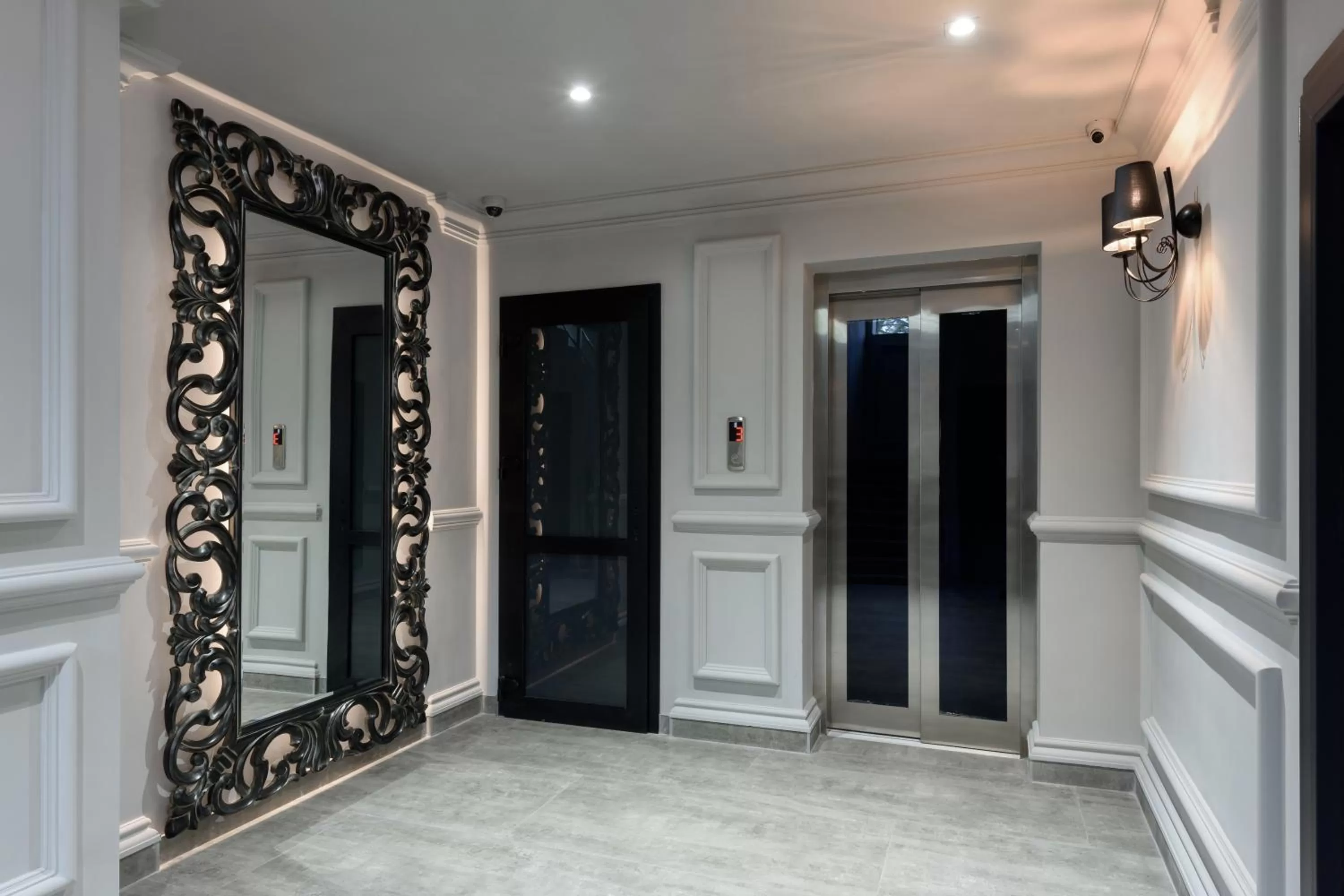 Lobby or reception in Grand Royal