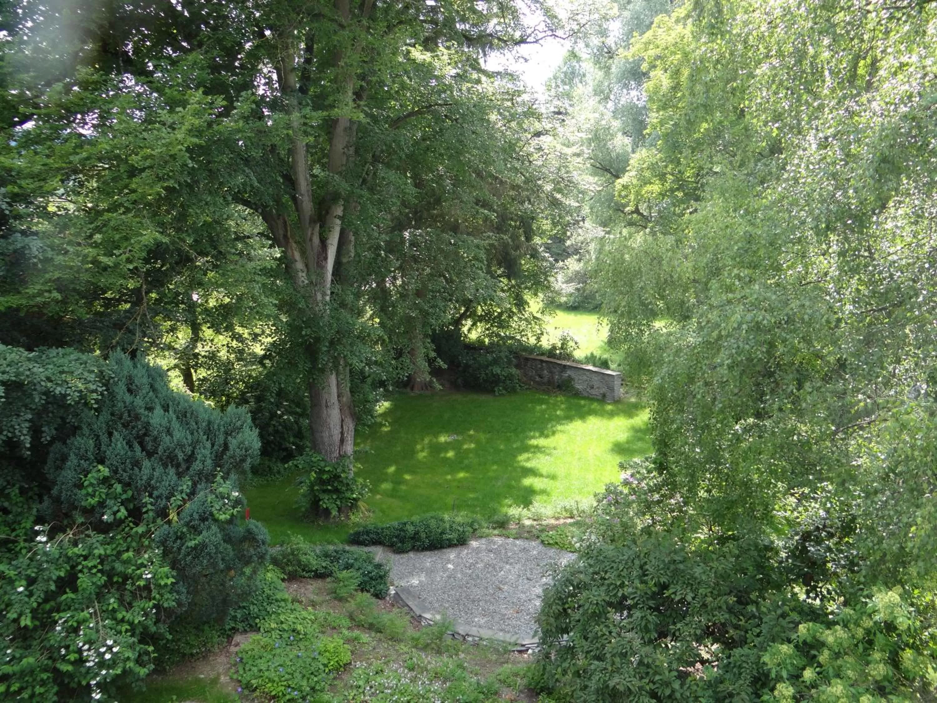 Garden view in B&B Les Tilleuls
