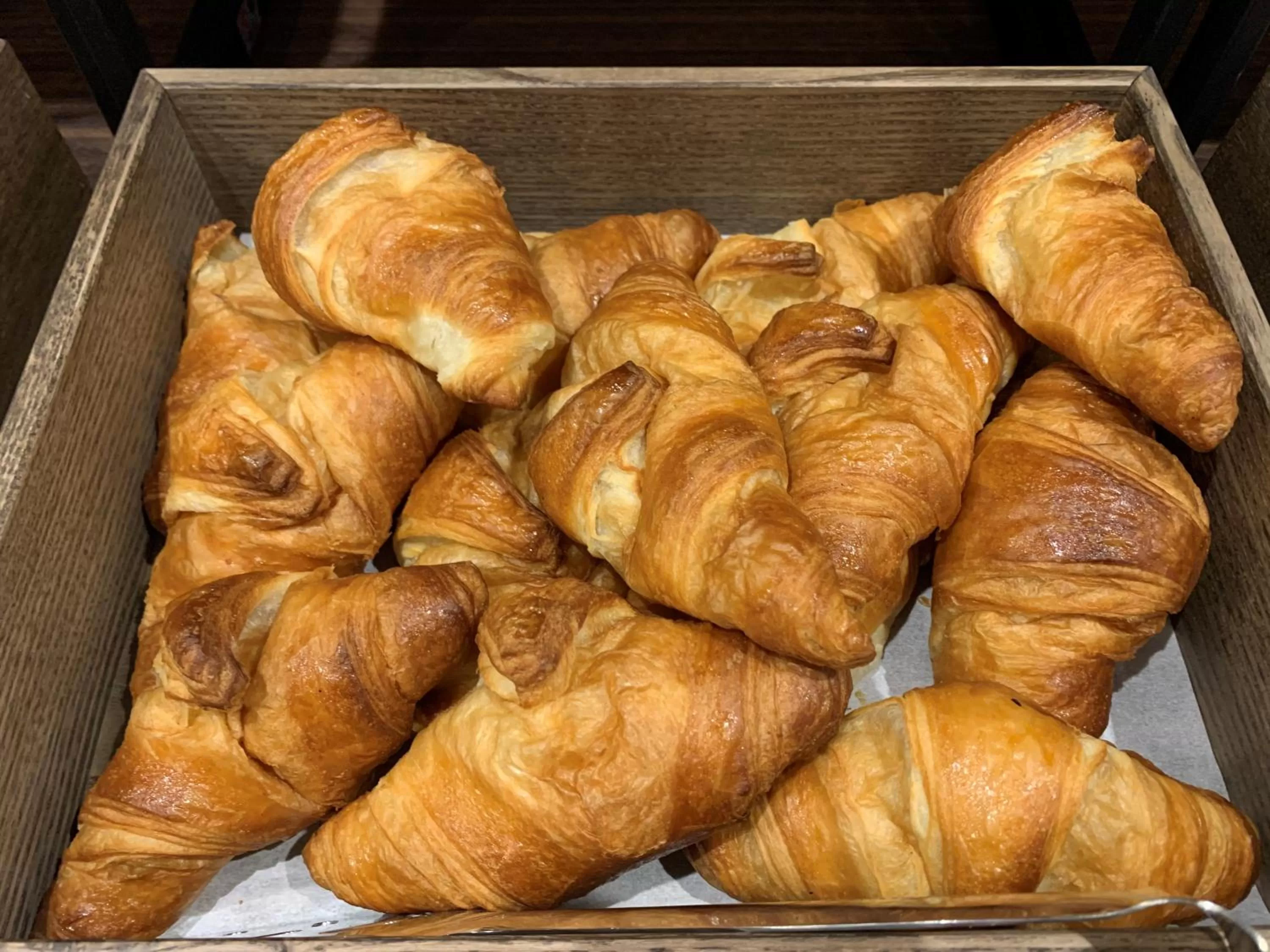Breakfast in Hotel Leonardo da Vinci