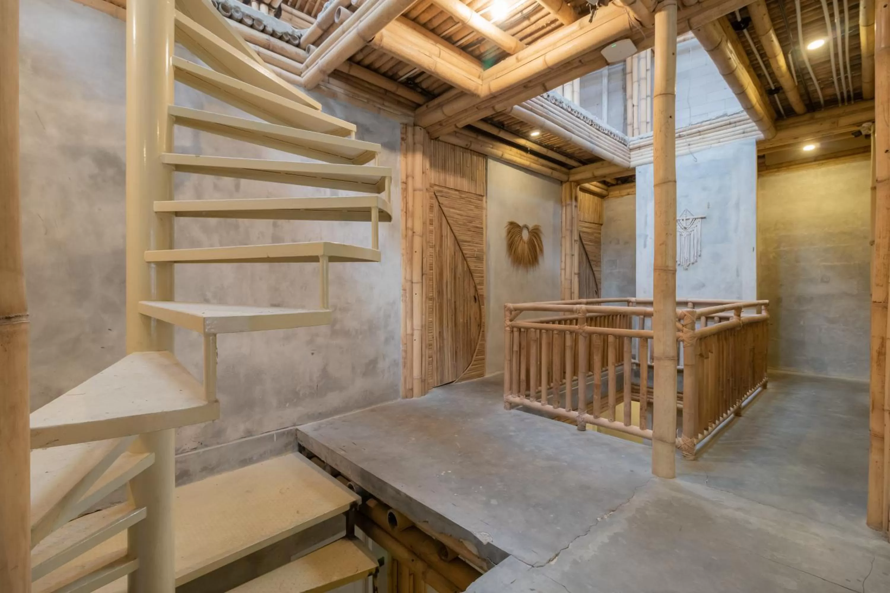 Urbanview Ta-ke Residence Blok M