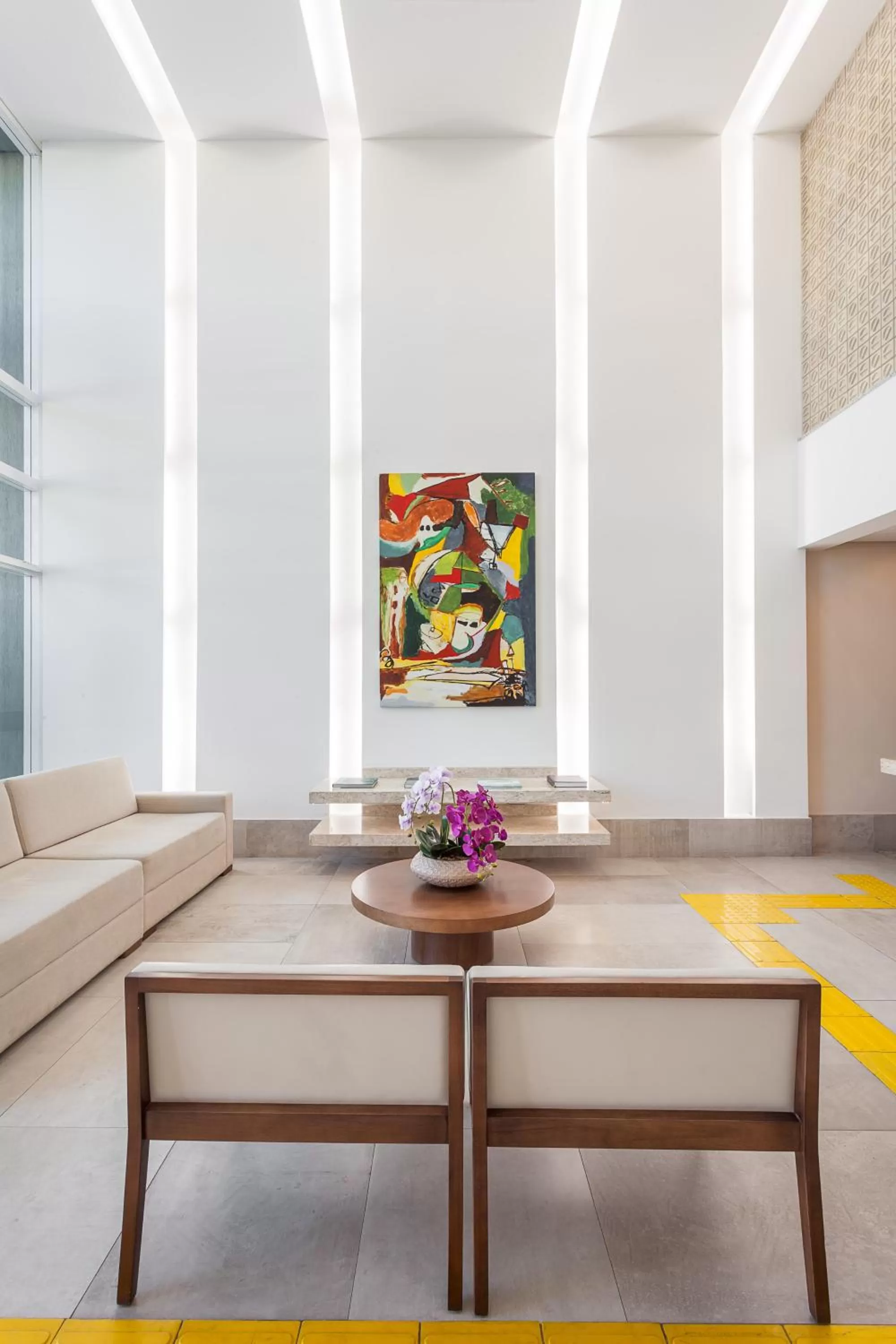 Lobby or reception in Ramada by Wyndham Macae Hotel & Suites