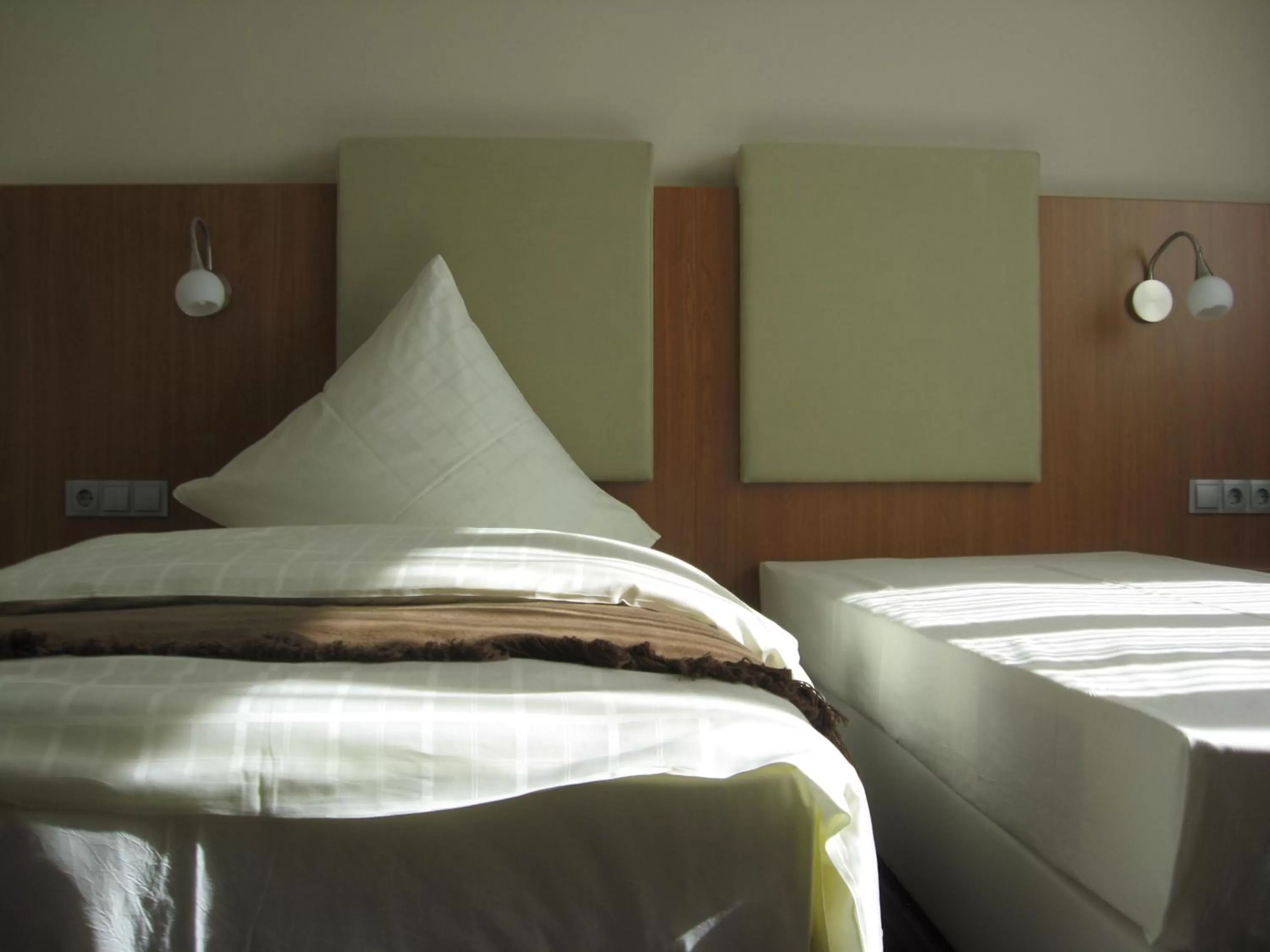 View (from property/room), Bed in Qualitel Hilpoltstein