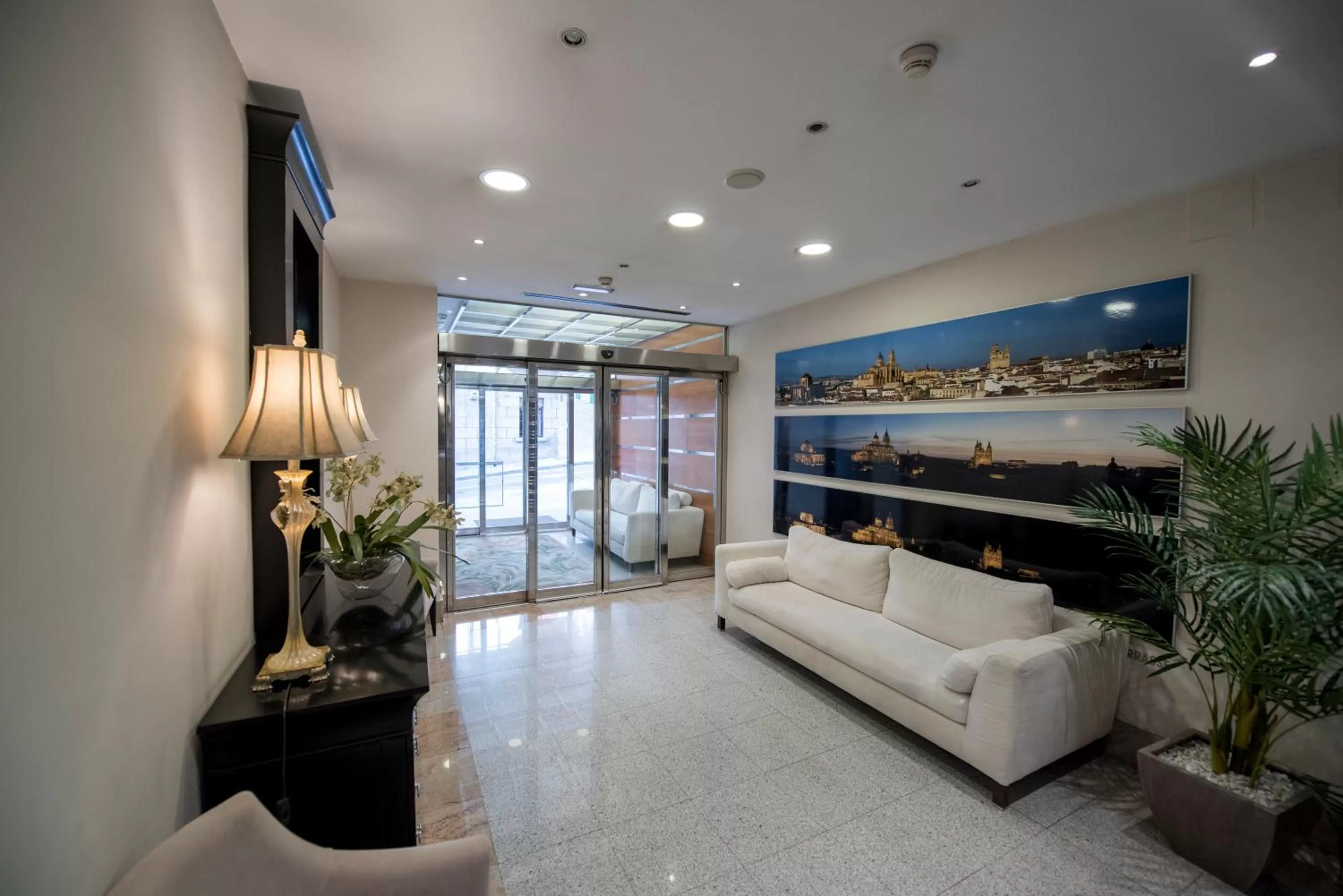 Lobby or reception in Itaca Salamanca by Soho Boutique
