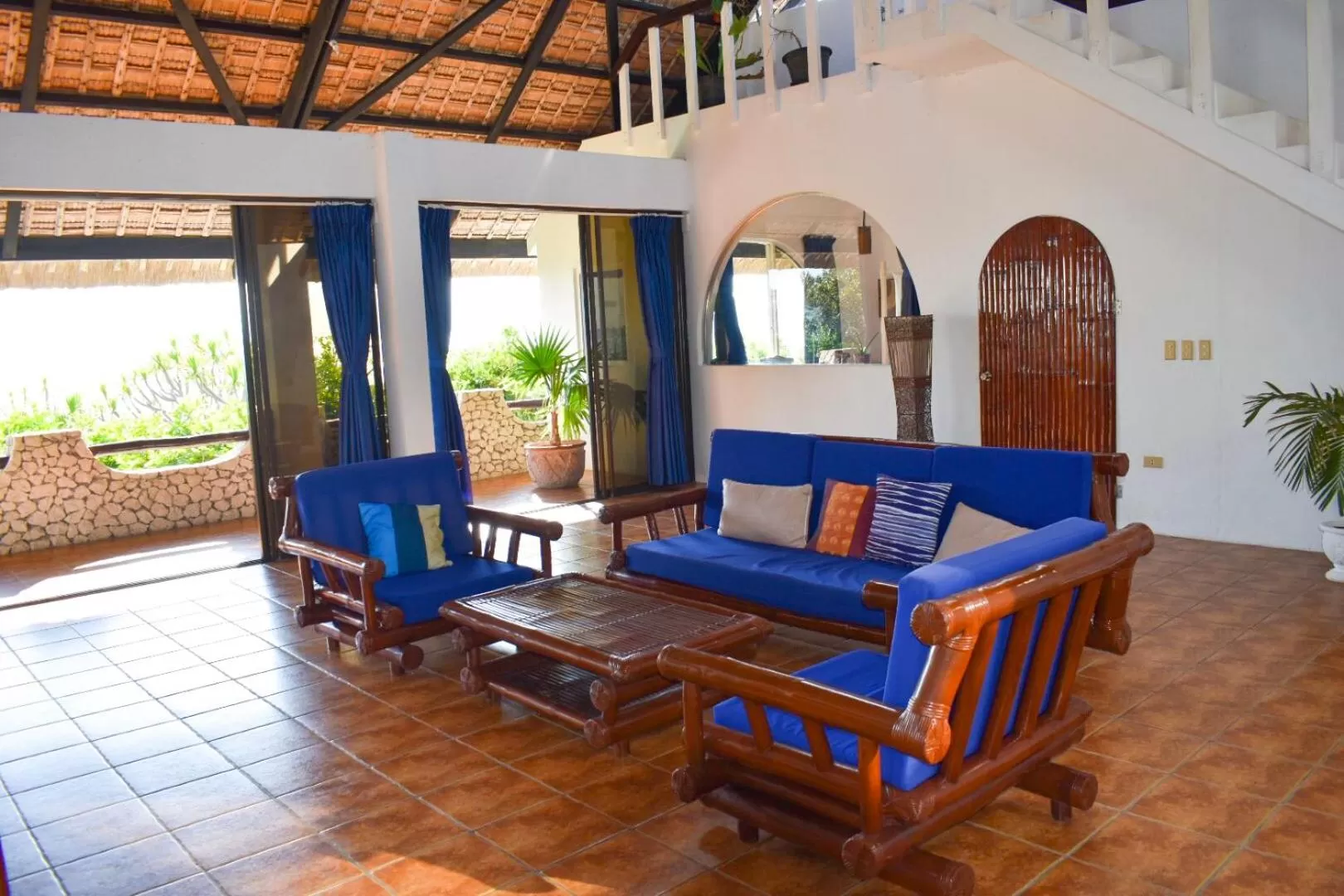 Living room in The Blue Orchid Resort