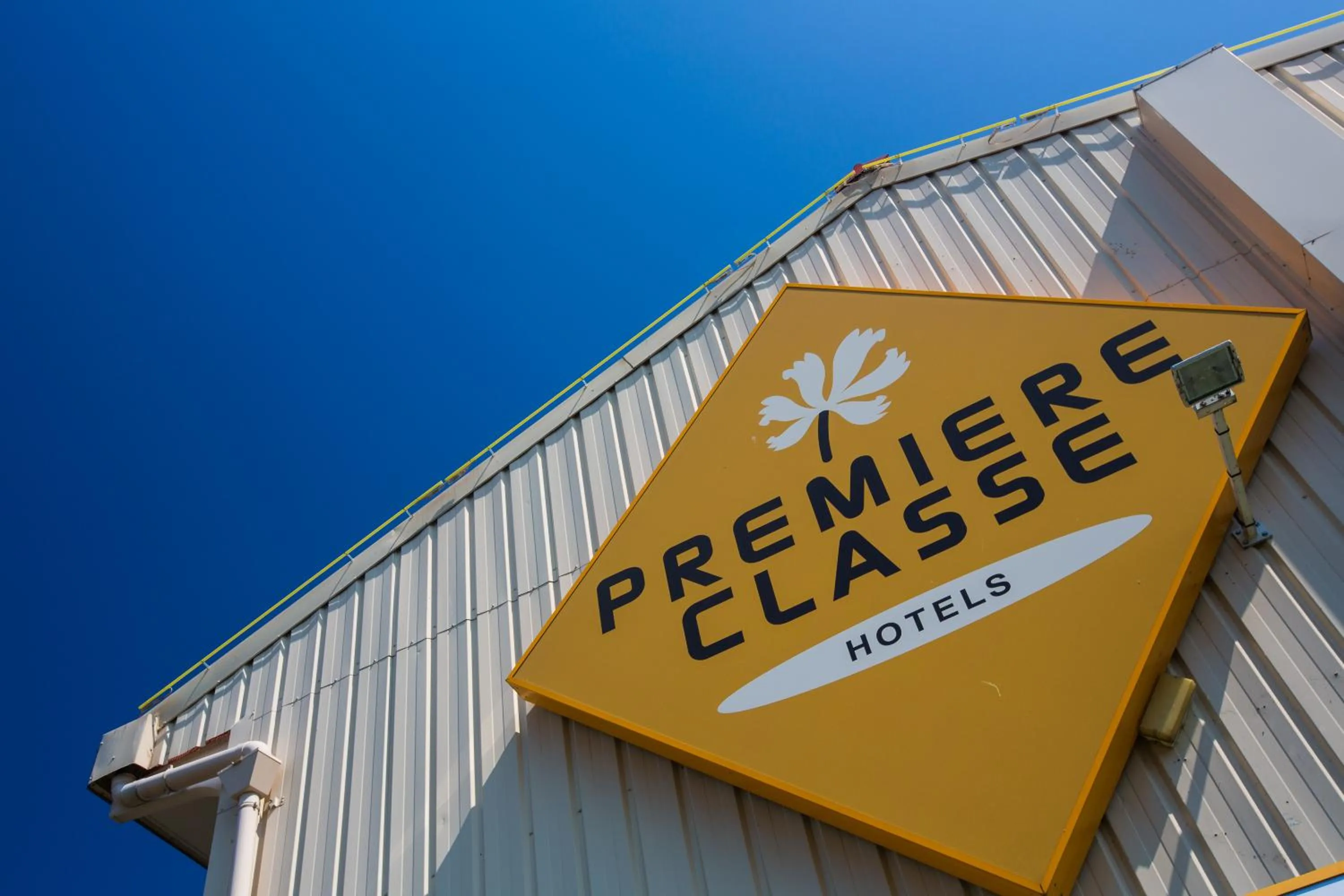 Logo/Certificate/Sign in Première Classe Clermont Ferrand Nord