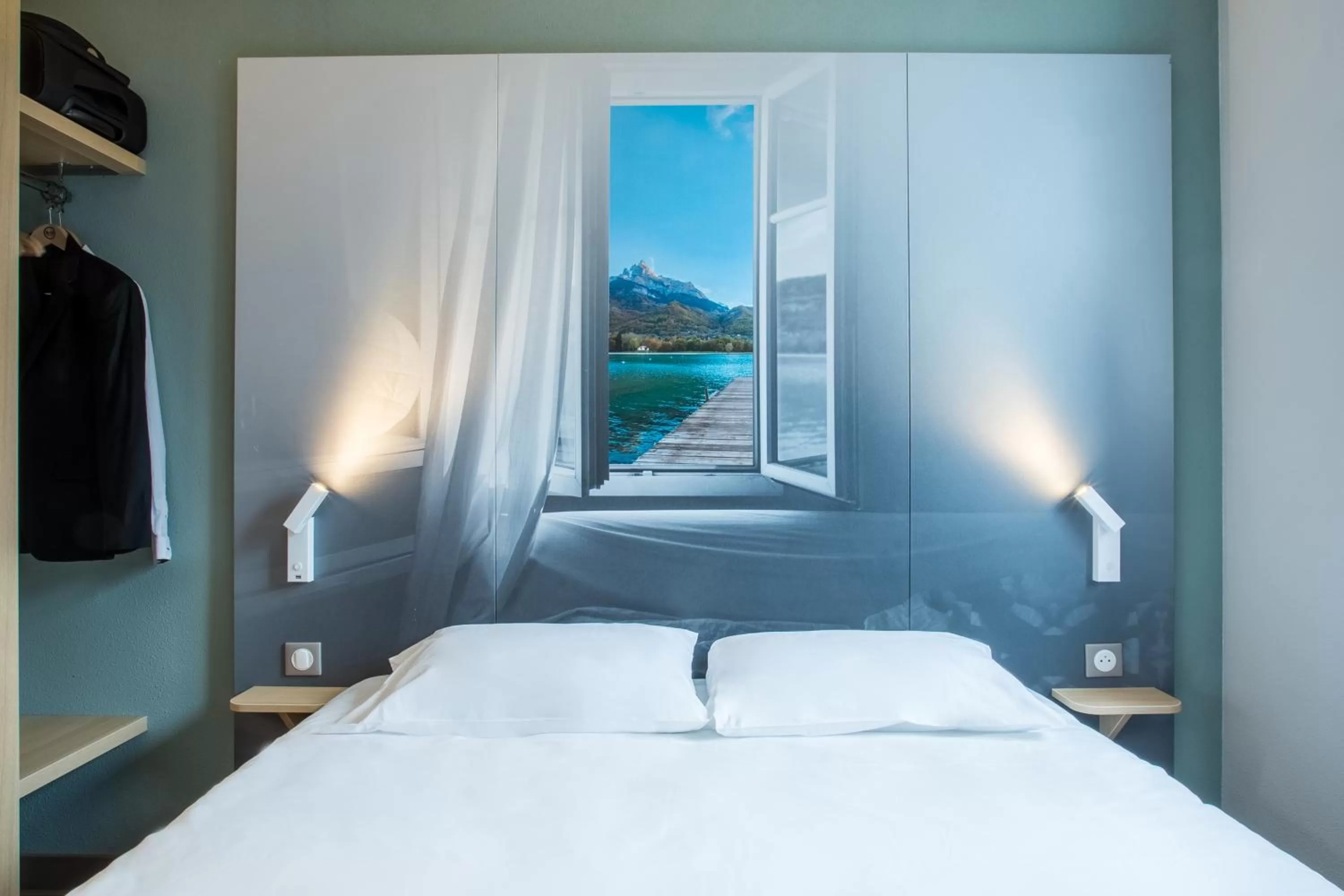 Bedroom, Bed in B&B HOTEL ANNEMASSE Saint-Cergues