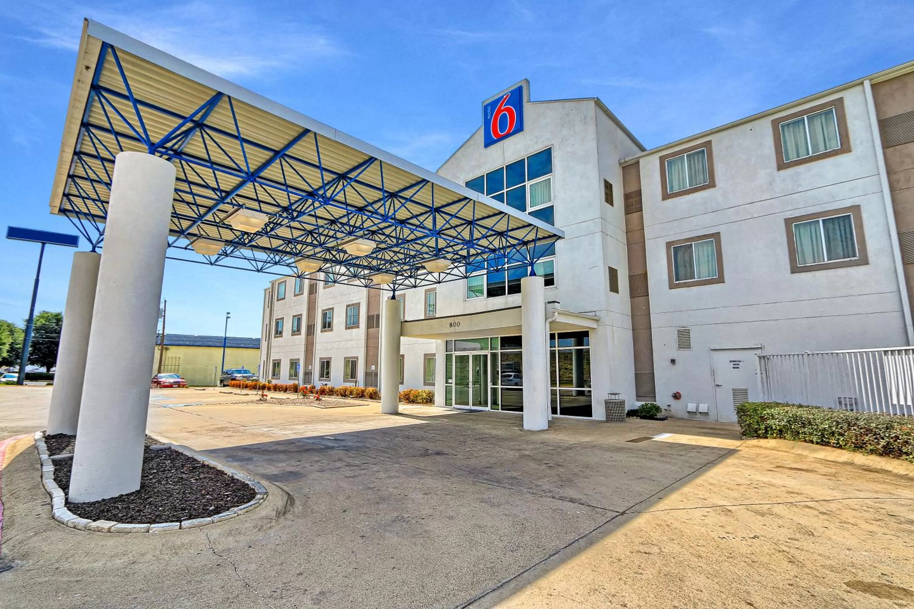Facade/entrance in Motel 6-Killeen, TX