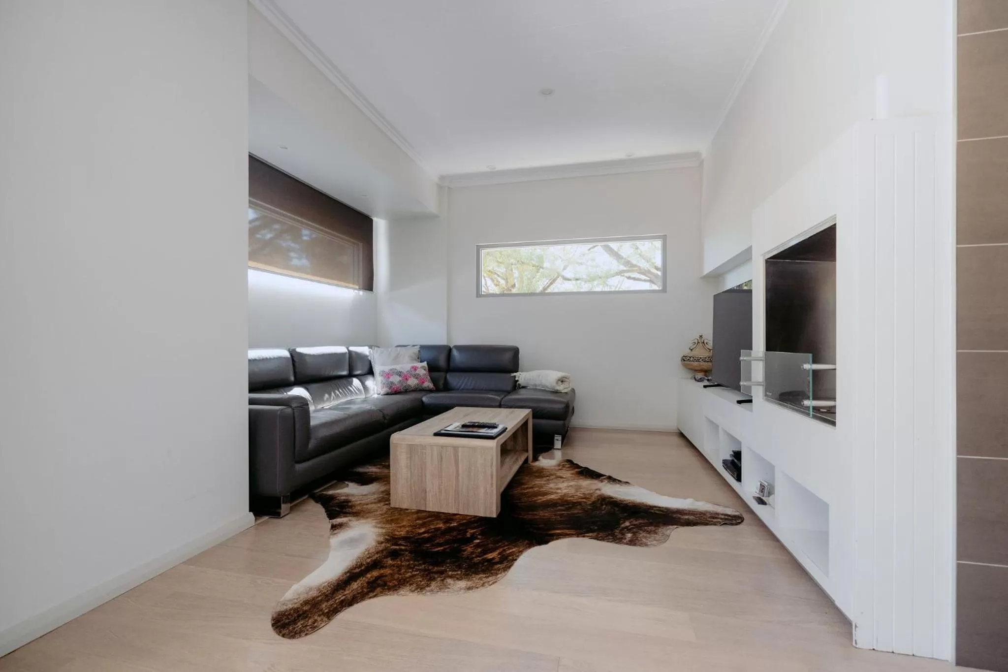 TV and multimedia in Losari Retreat