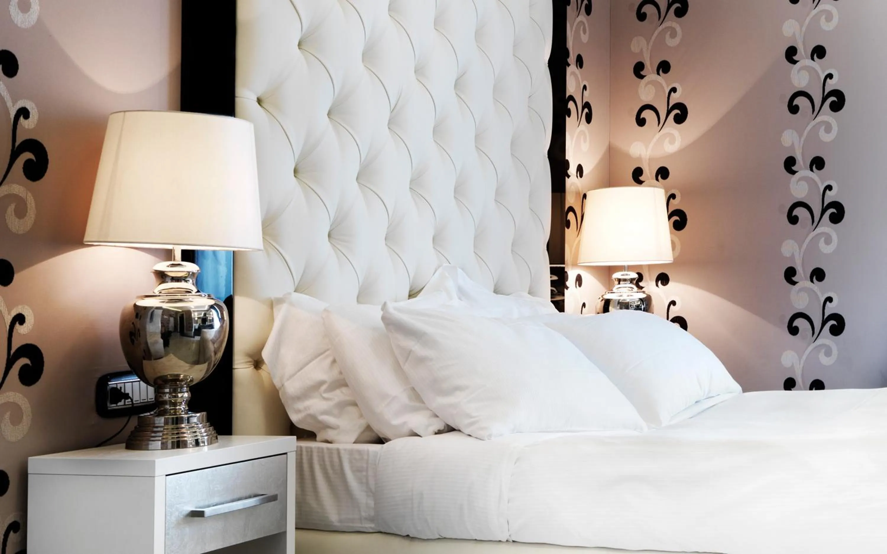 Bedroom, Bed in Spagna Royal Suite