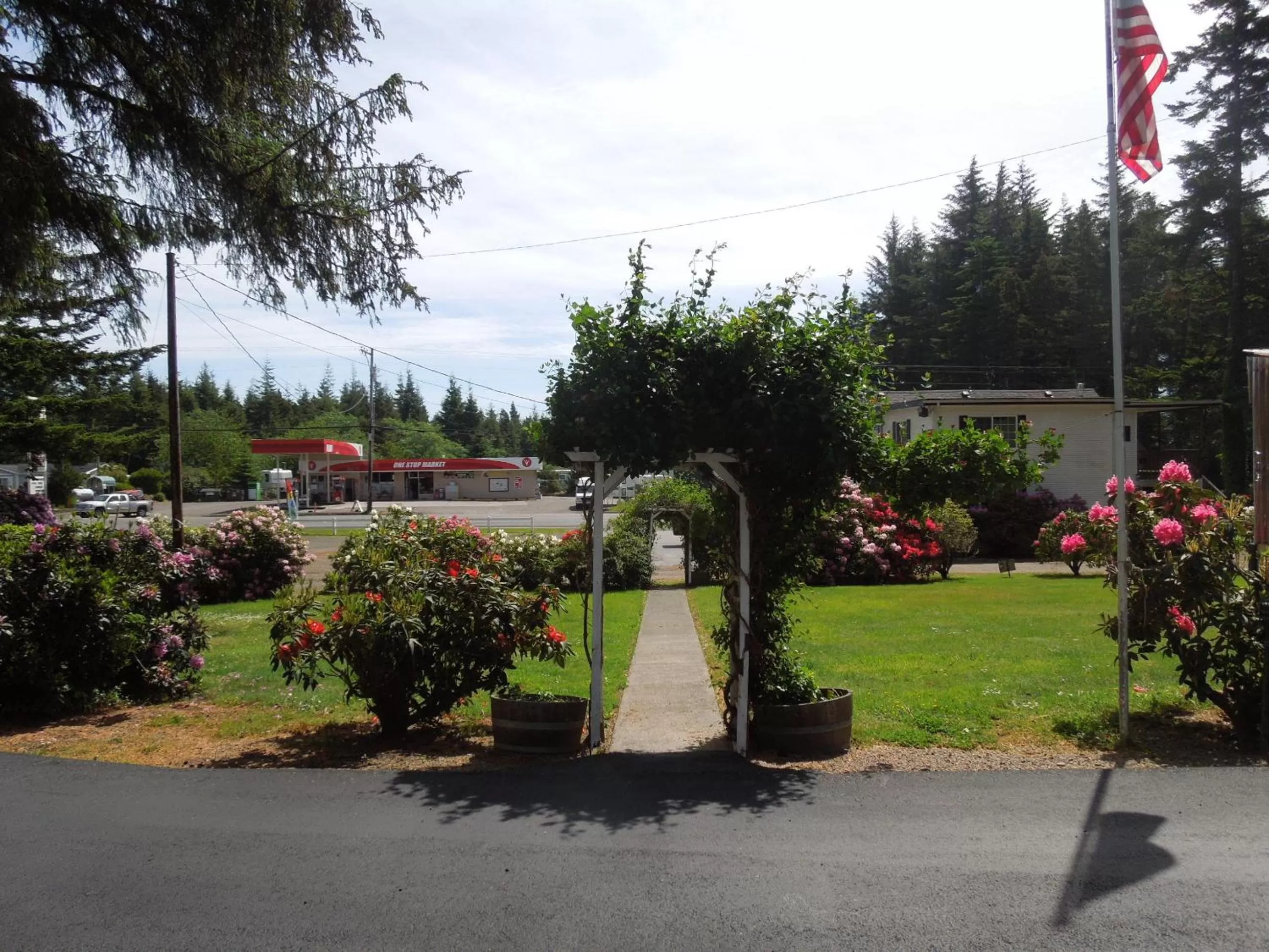 Garden in Park Motel and Cabins