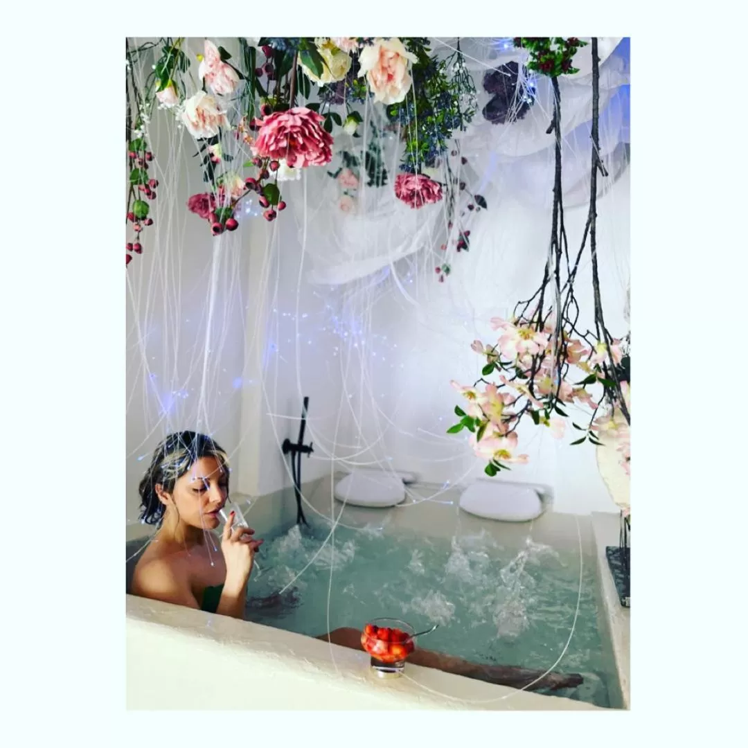 Hot Tub in Hydria guest house art gallery