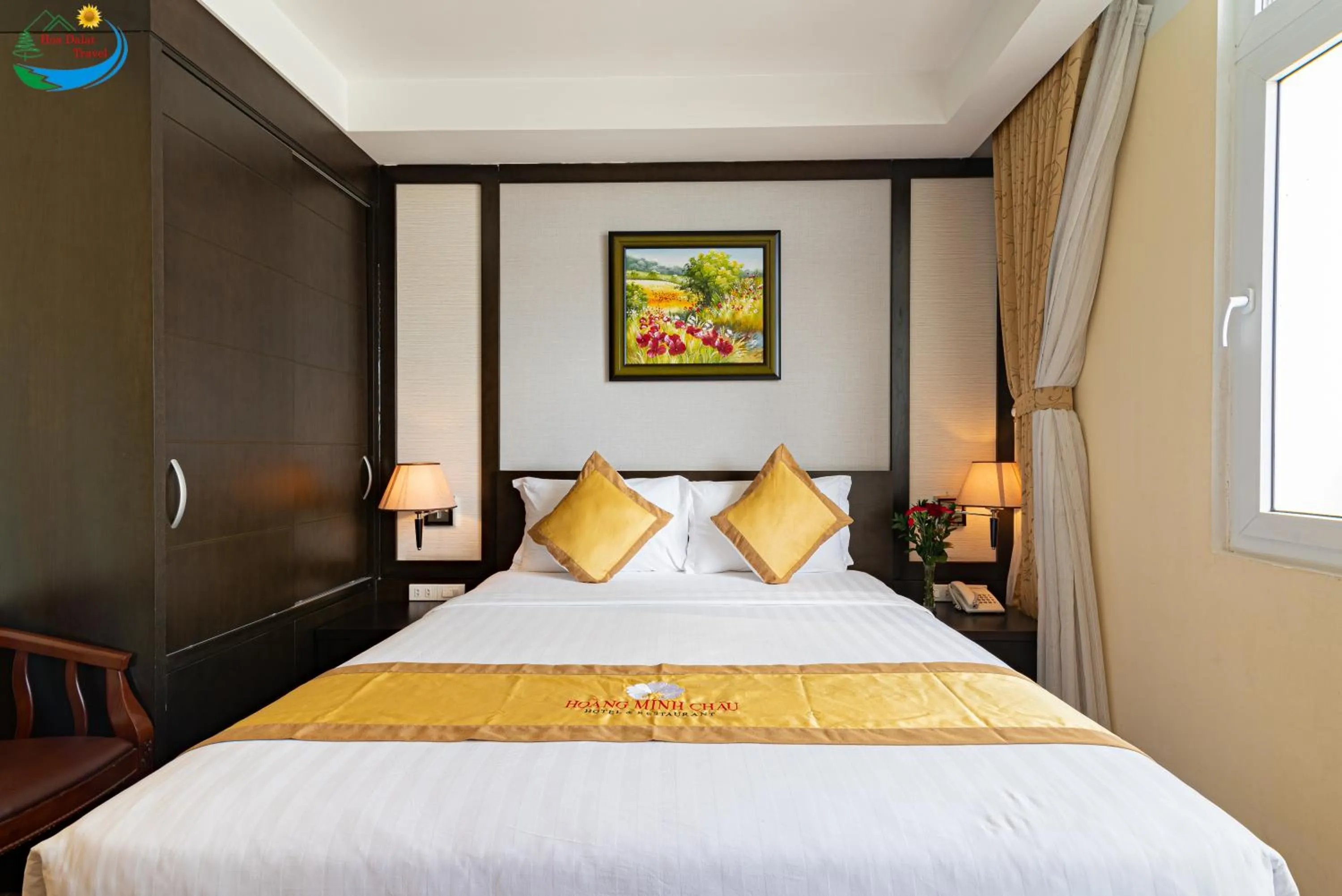 Bed in Hoang Minh Chau Ba Trieu Hotel
