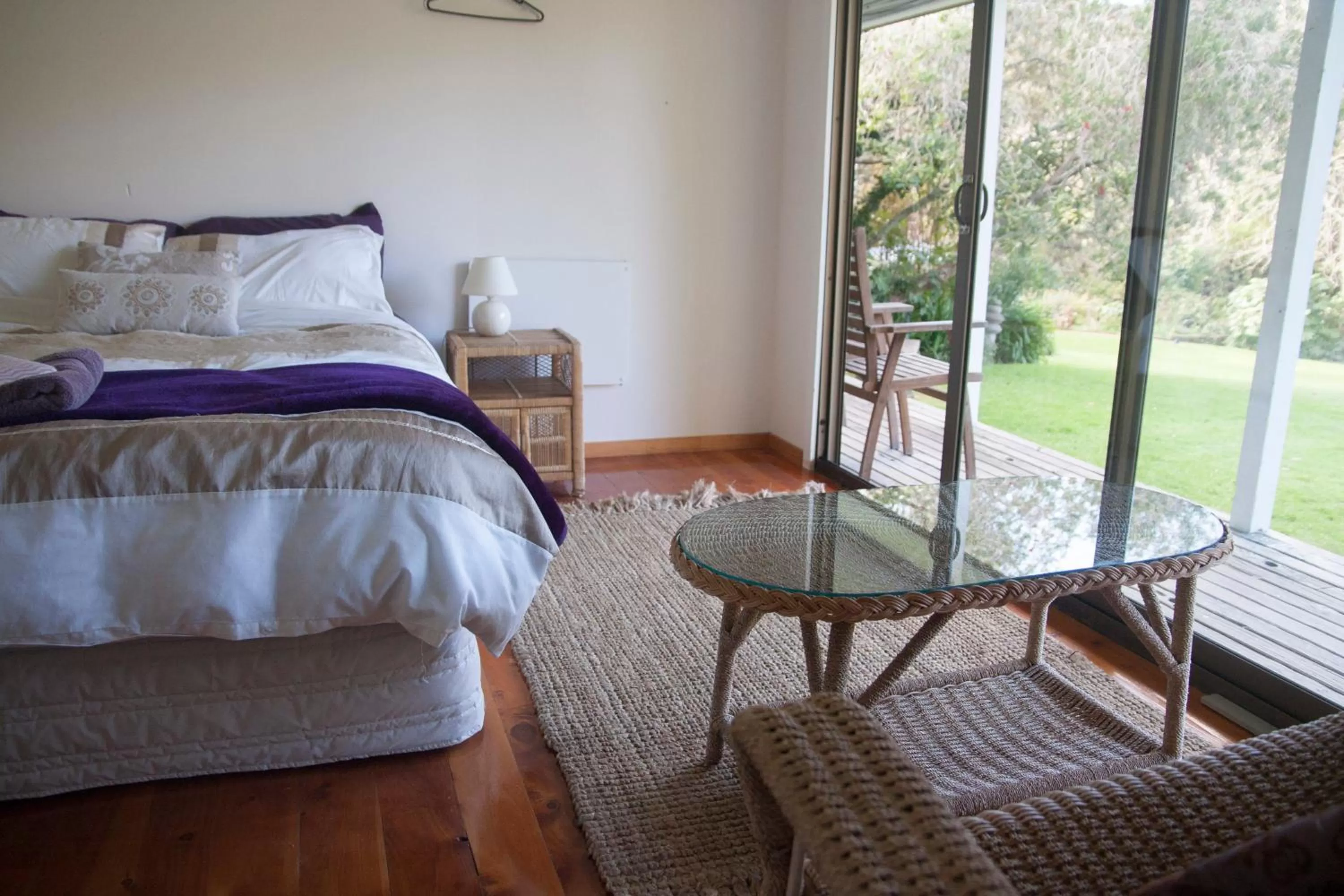 Day, Bed in Kawai Purapura Yoga Retreat Centre