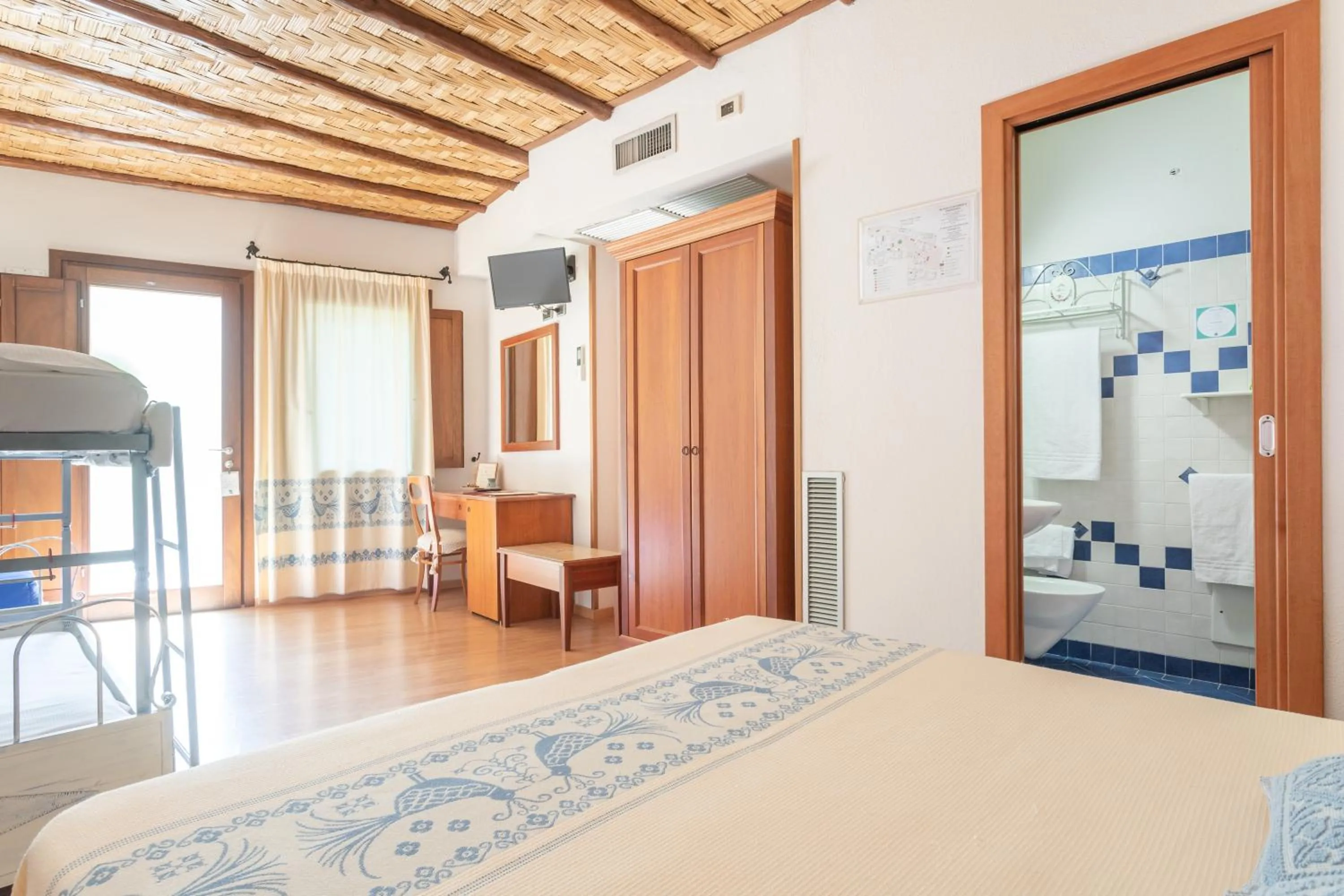 Photo of the whole room, Bed in Hotel Villa Canu