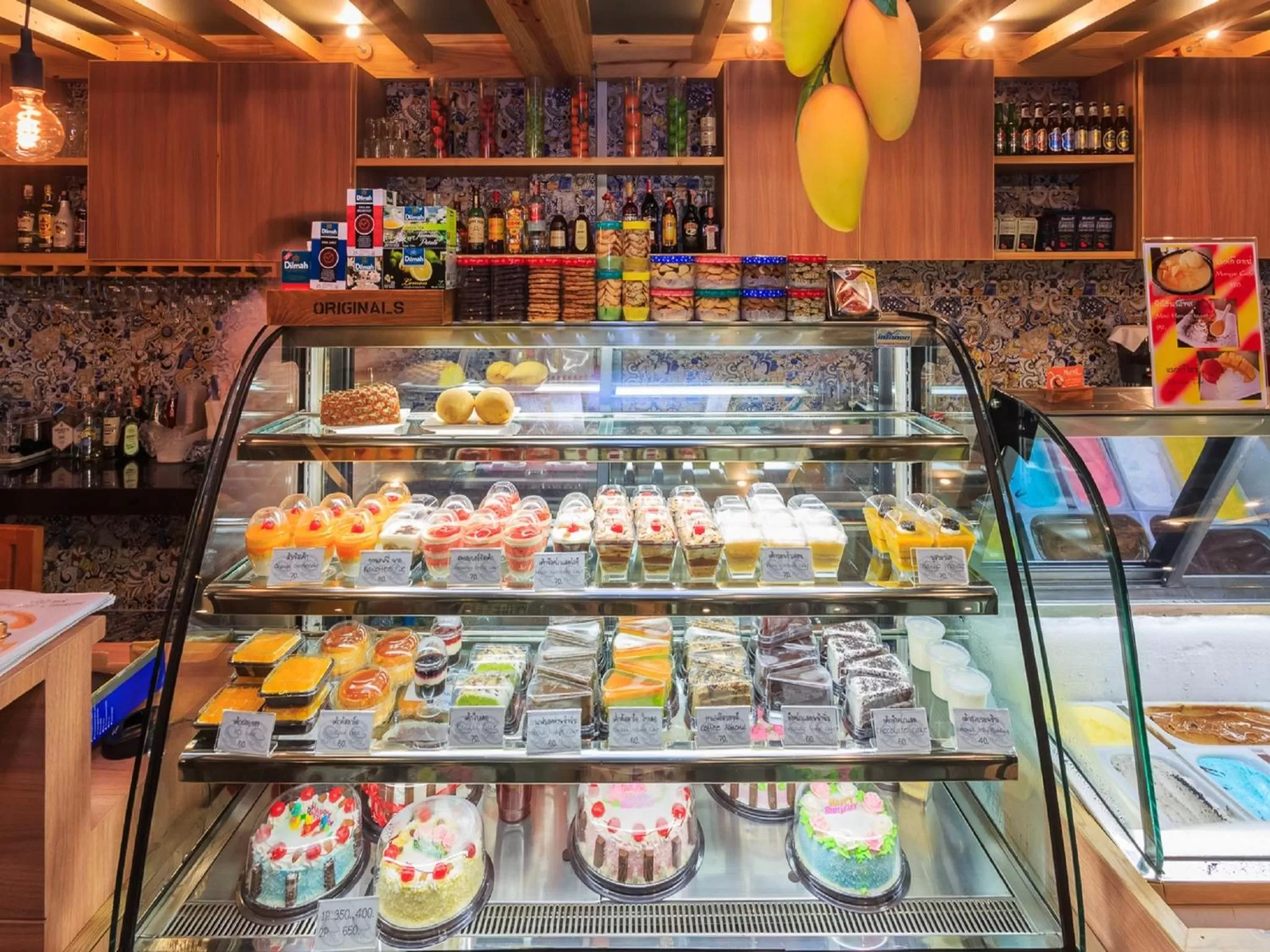 On-site shops in Khaolak Forest Resort