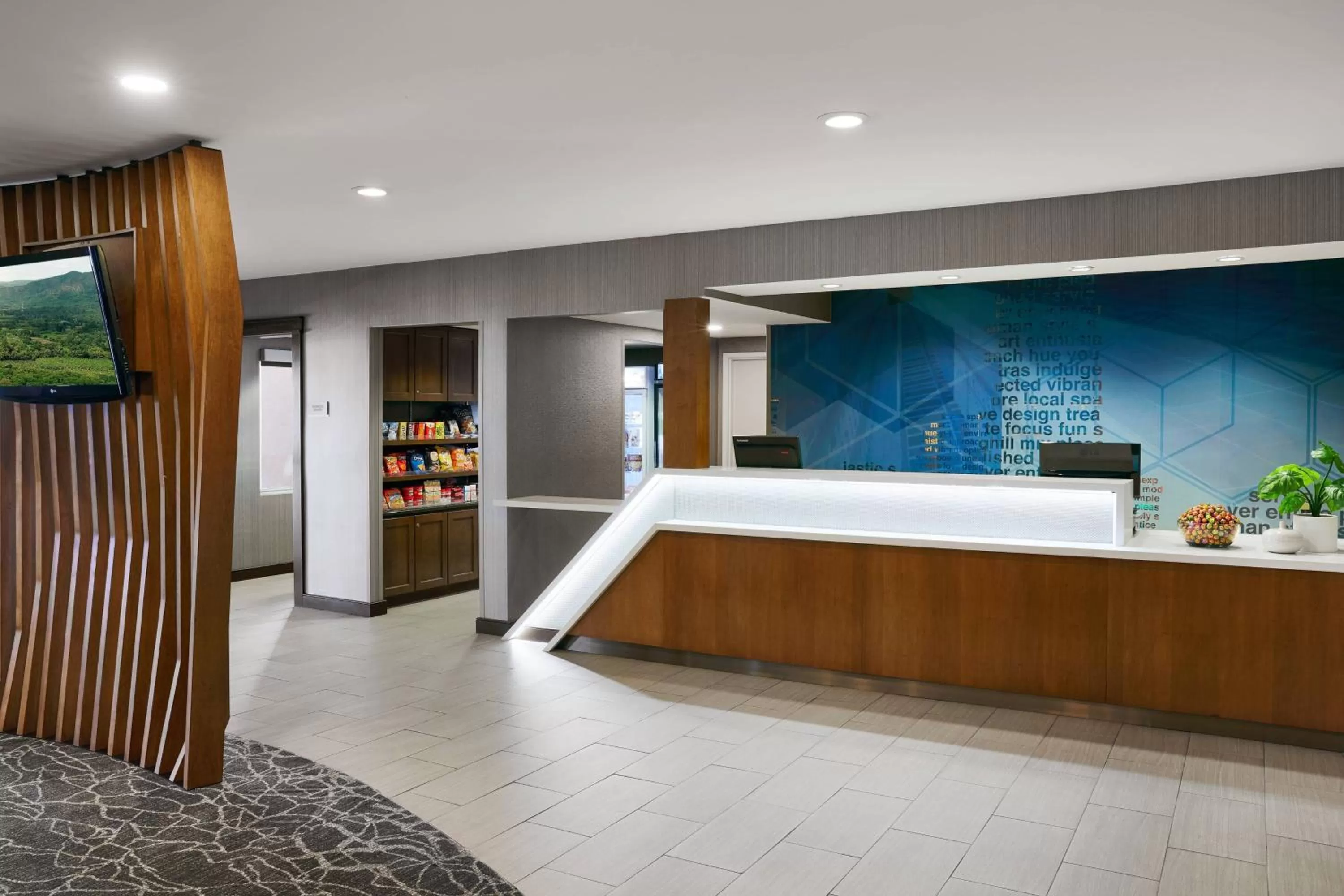 Lobby or reception in SpringHill Suites Tempe at Arizona Mills Mall
