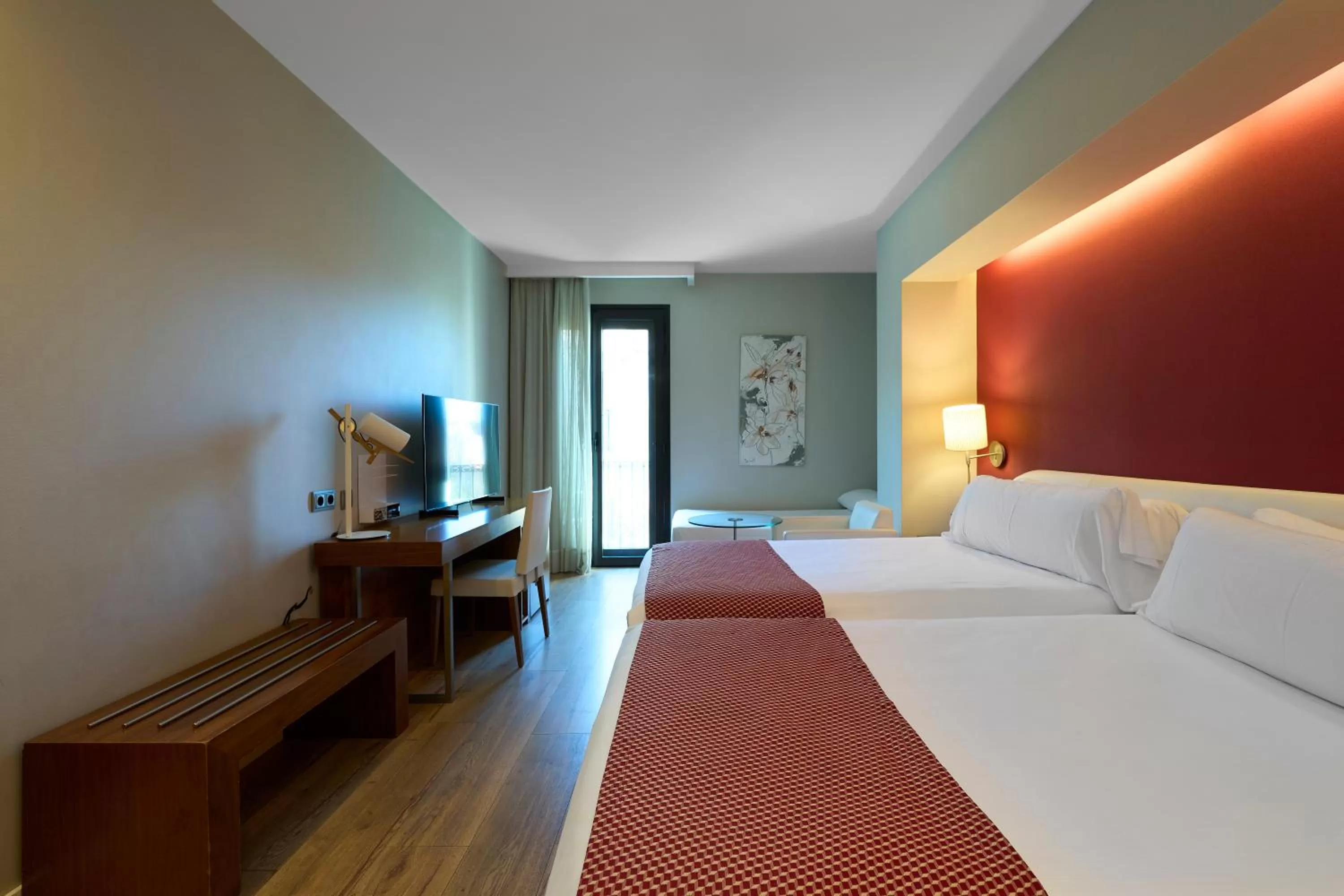 Triple Room in Catalonia Ramblas 4* Sup