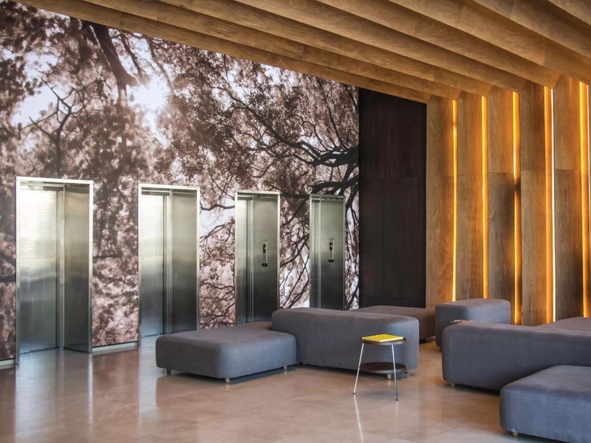 Lobby or reception in Dazzler by Wyndham Asuncion