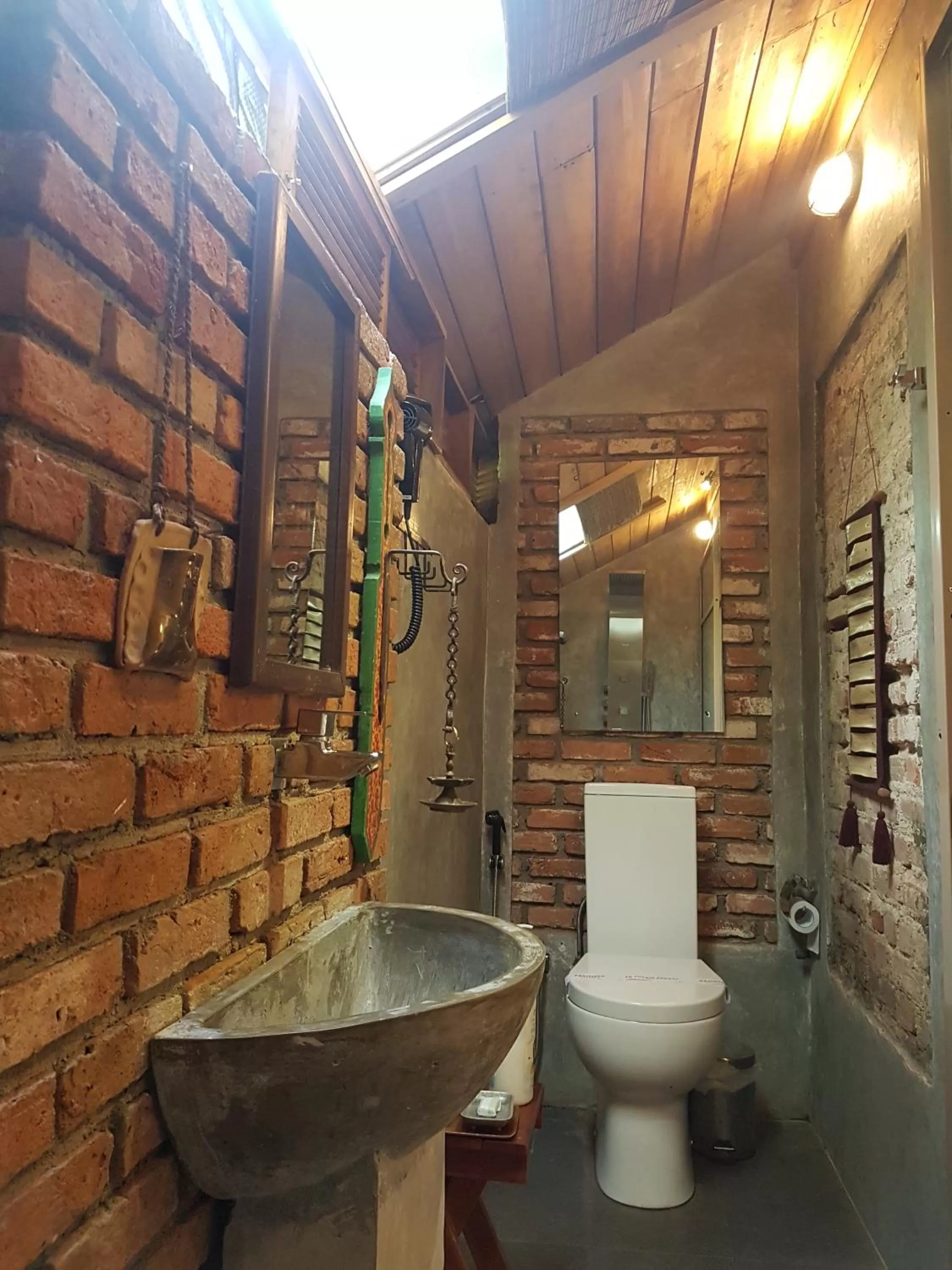 Shower, Bathroom in Highbury Colombo