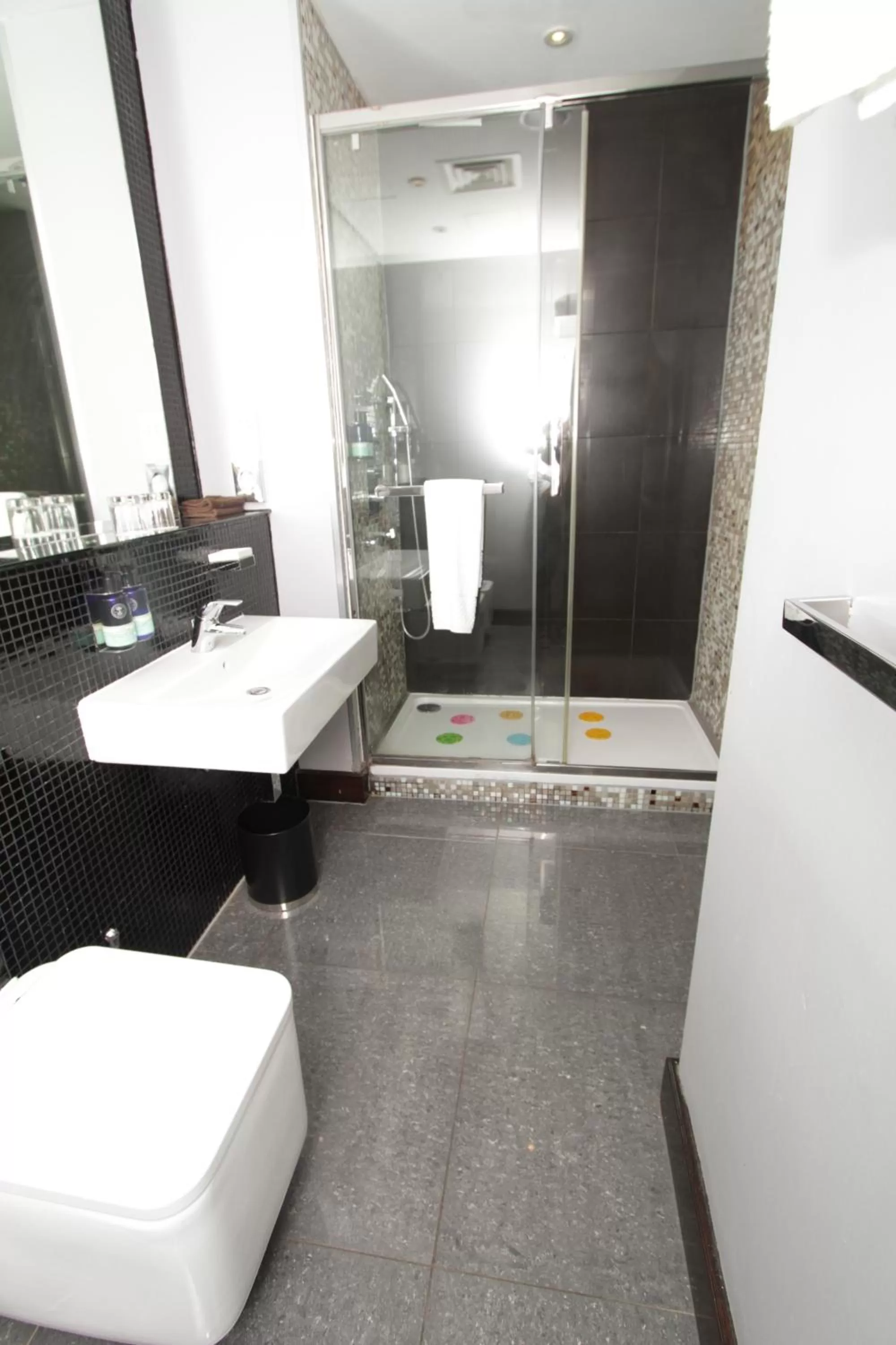 Bathroom in Rafayel Hotel & Spa