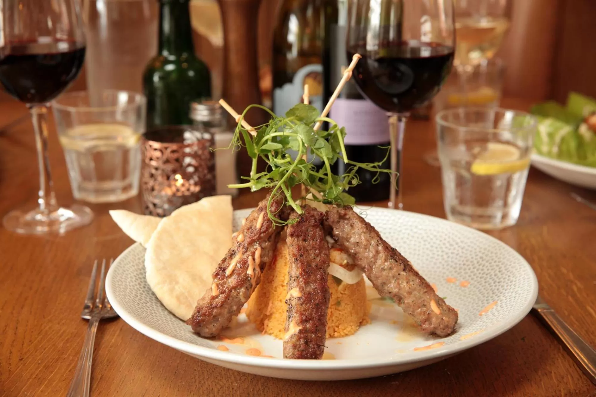 Food and drinks in The Erskine Arms