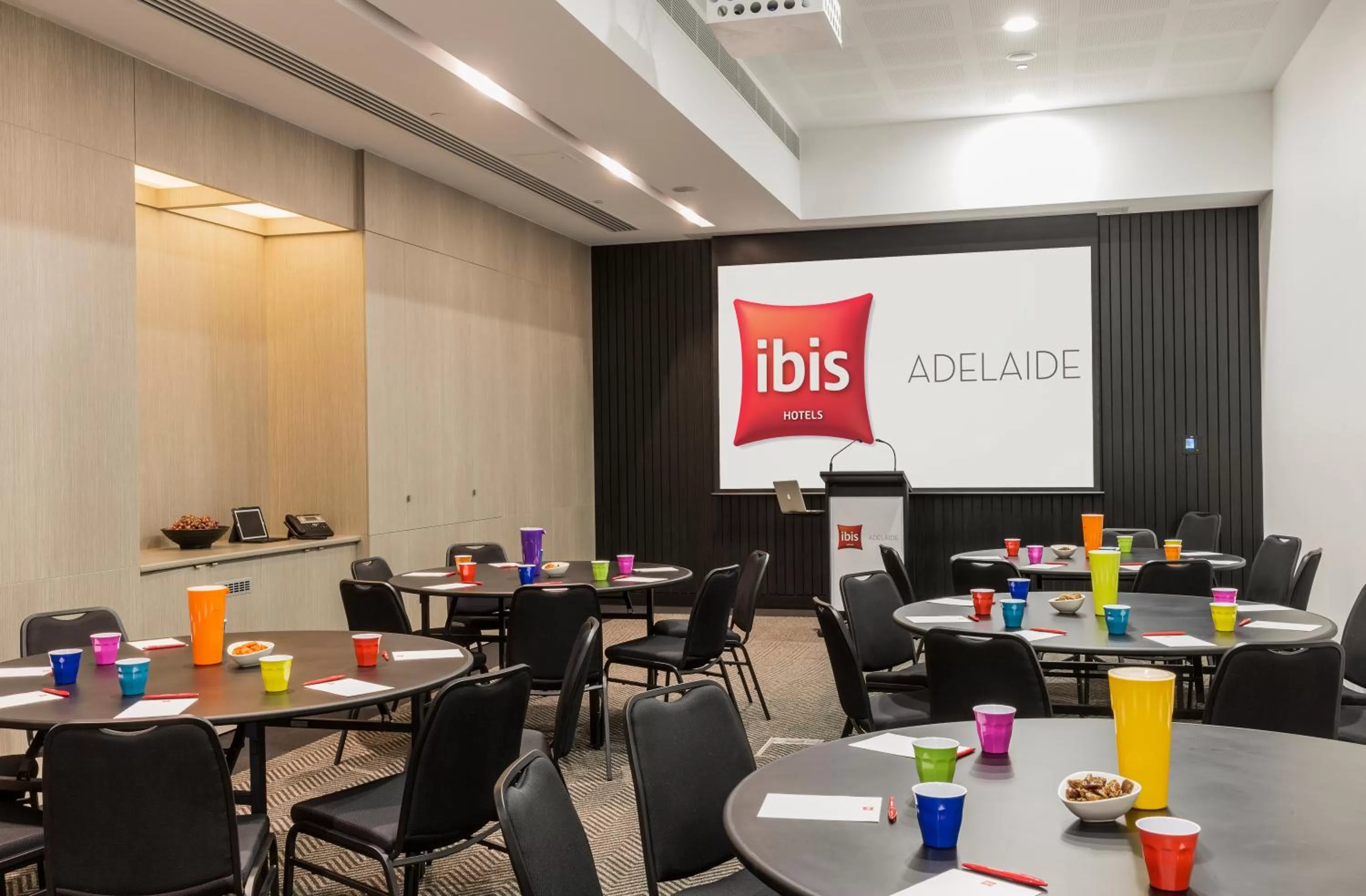 Business facilities in ibis Adelaide