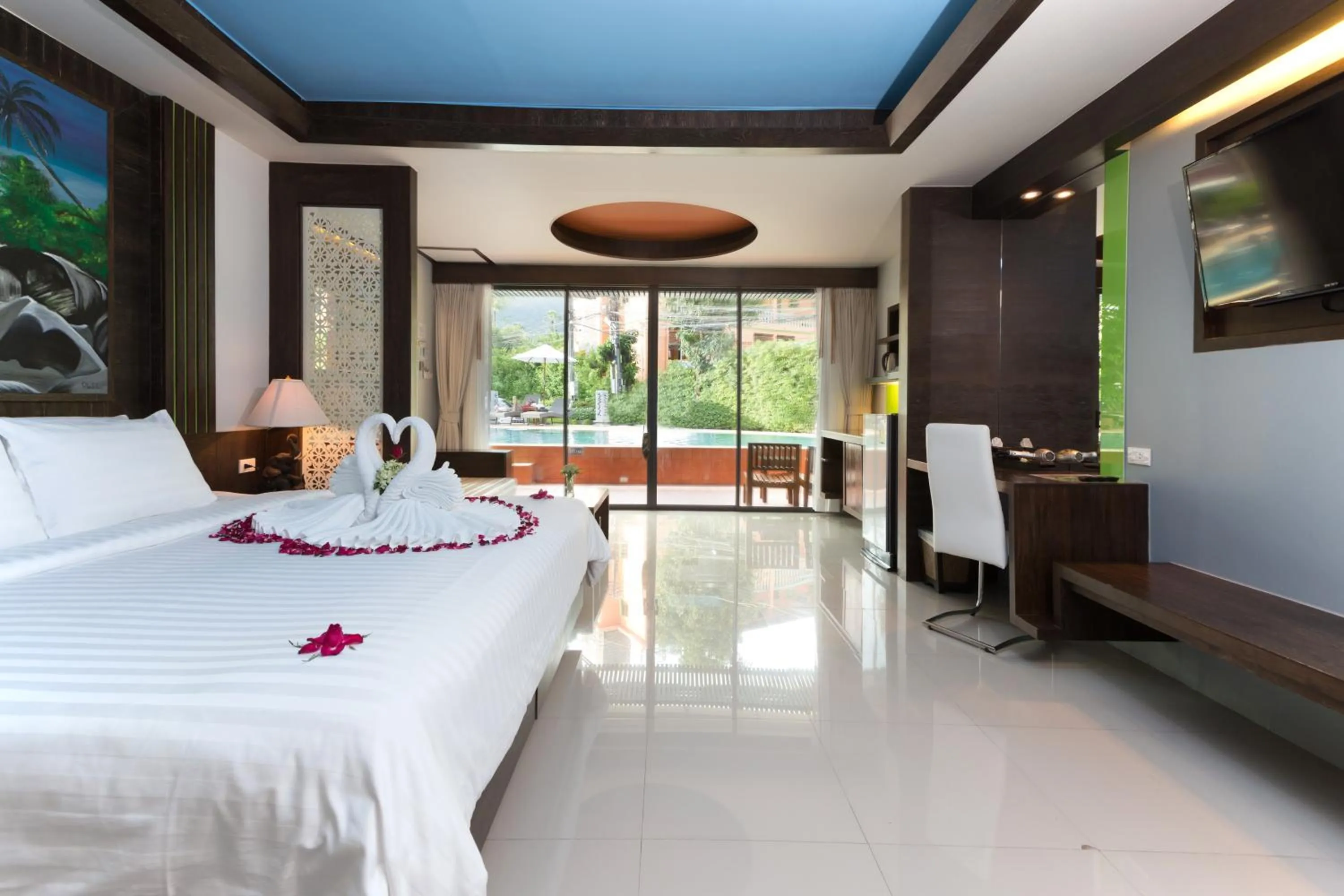 Bed in Naina Resort & Spa - SHA Extra Plus