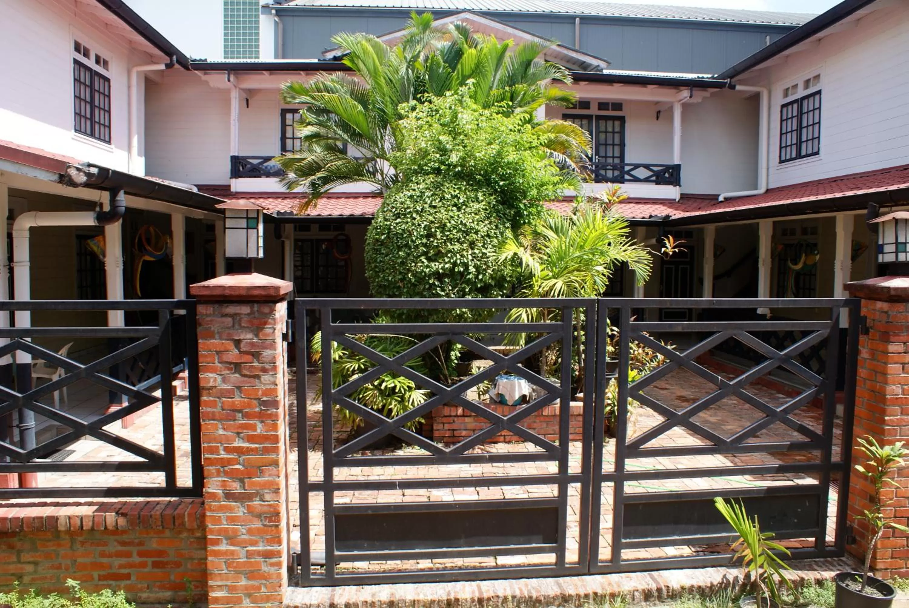 Facade/entrance in Zeelandia Suites