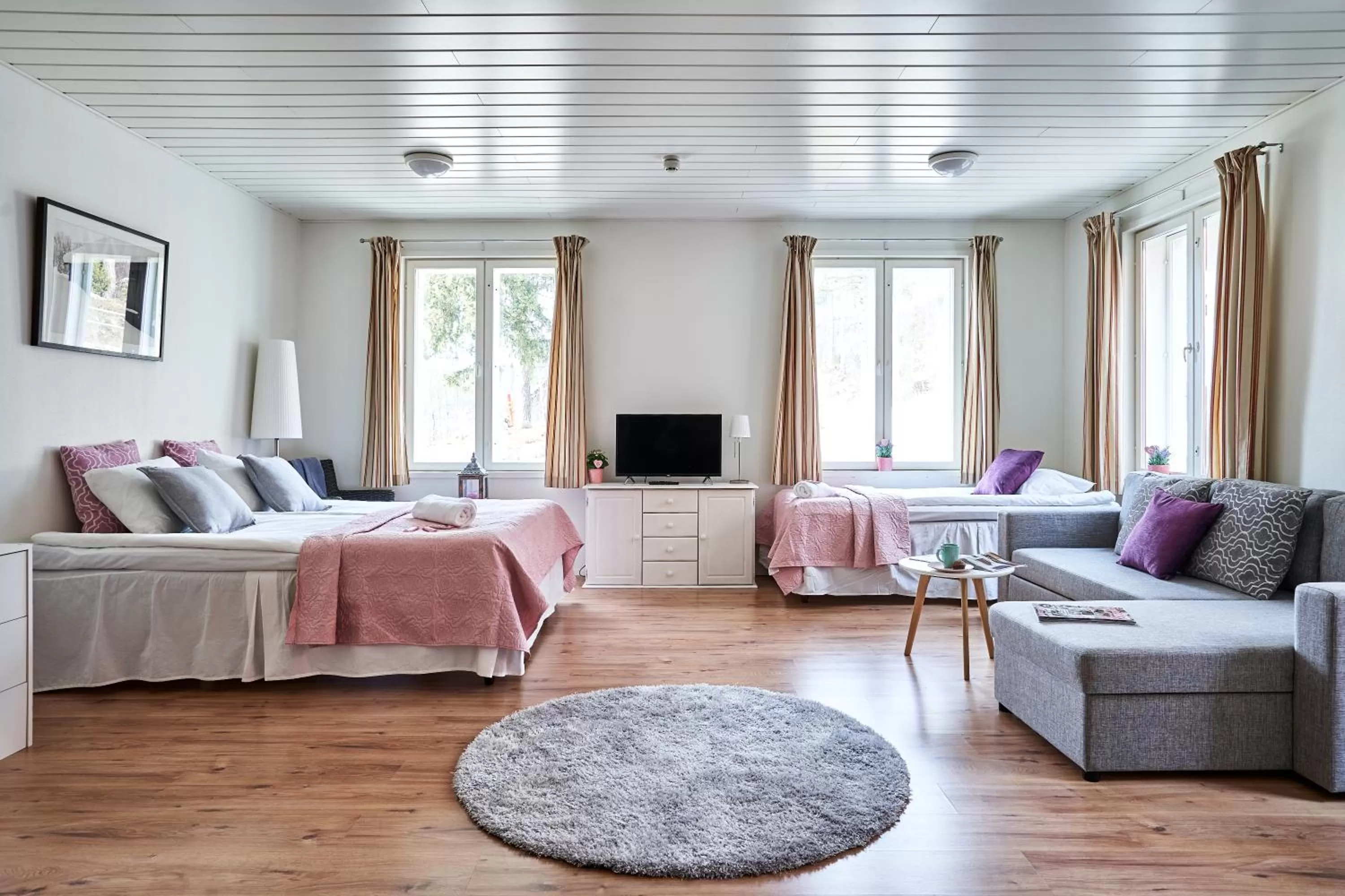 Photo of the whole room in Hotel Villa Molnby