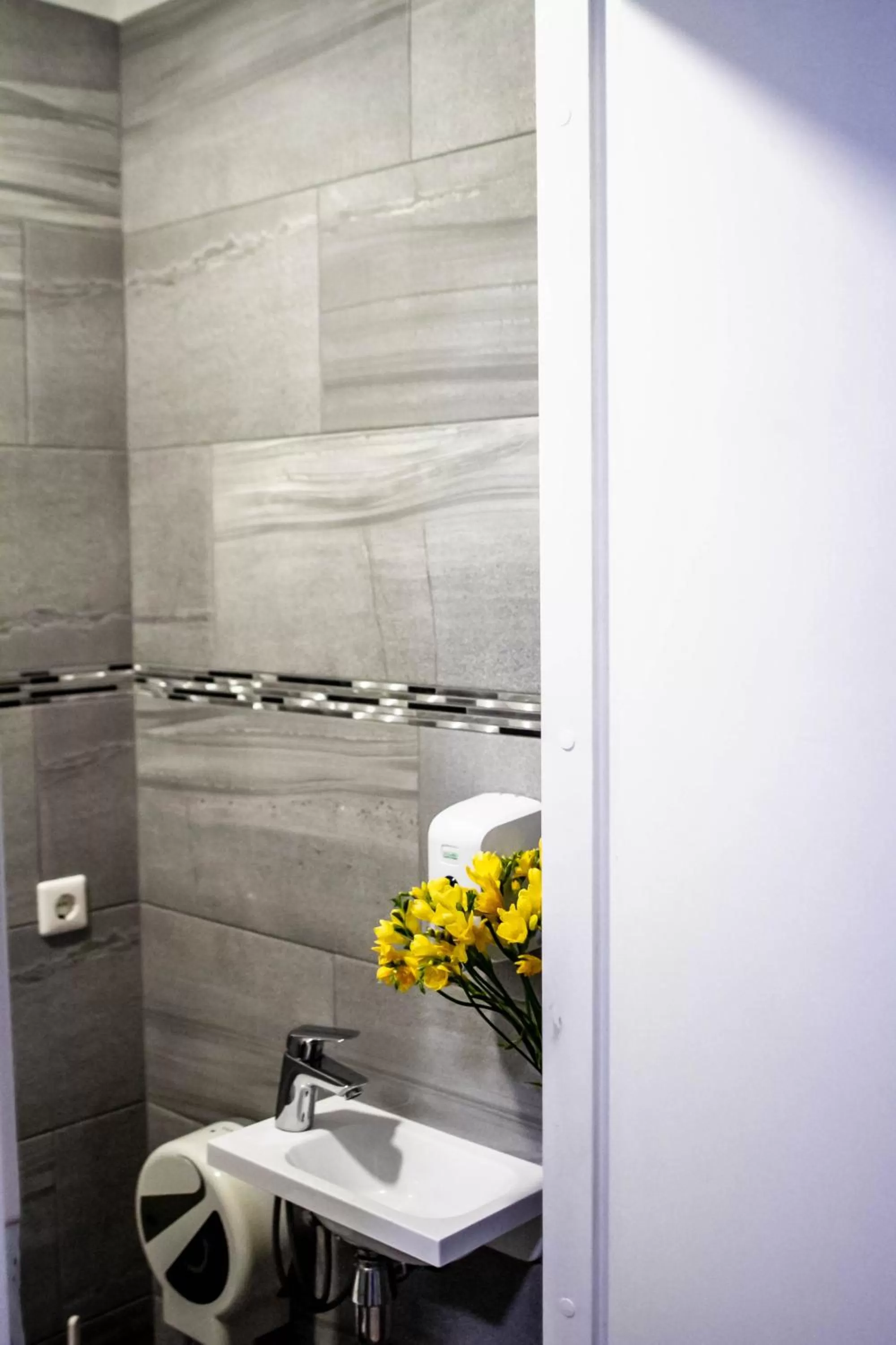 Bathroom in Sunset Hotel